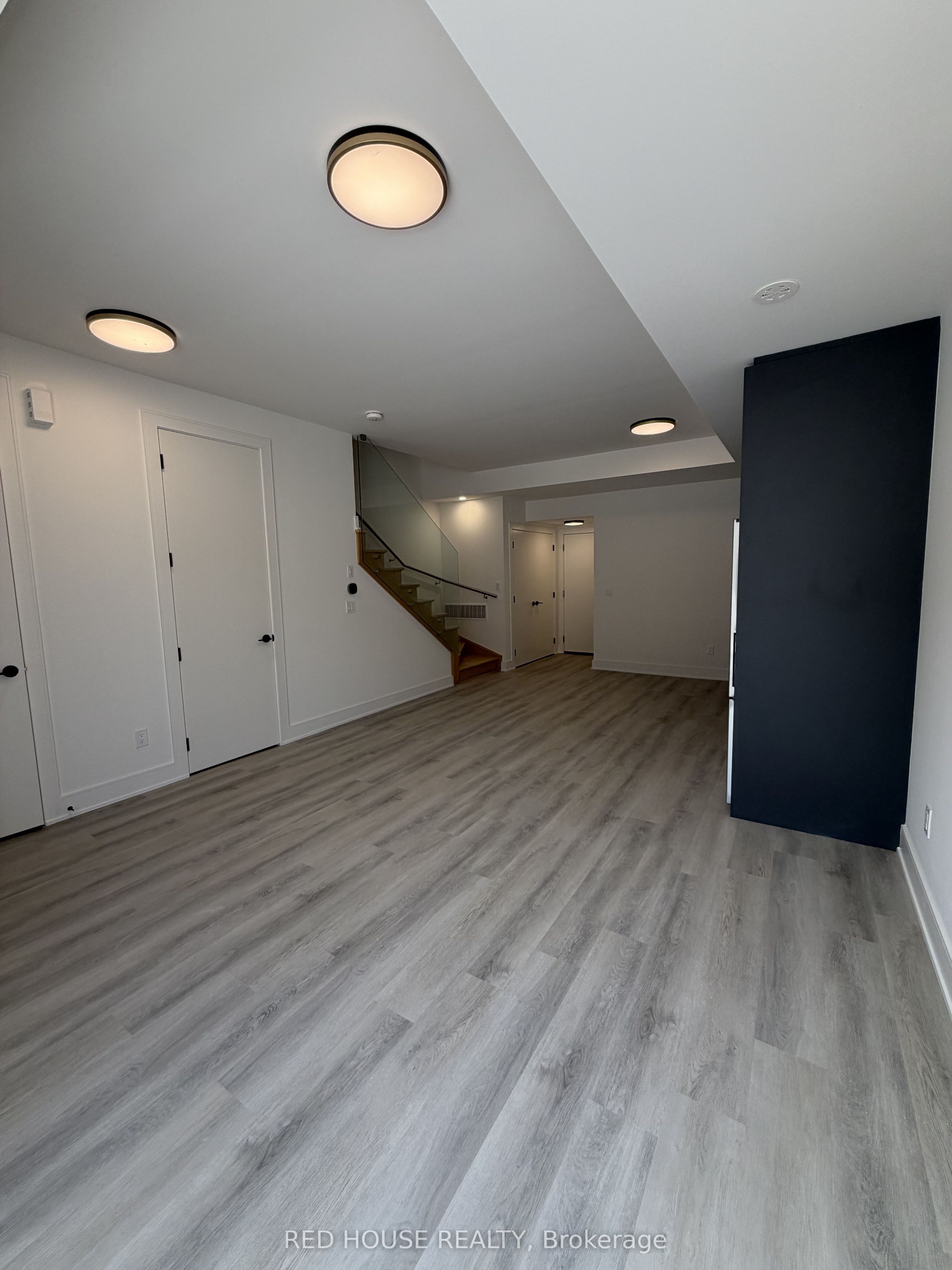 143 EVERETT Common, St. Catharines, ON L2P 0G8 photo 3