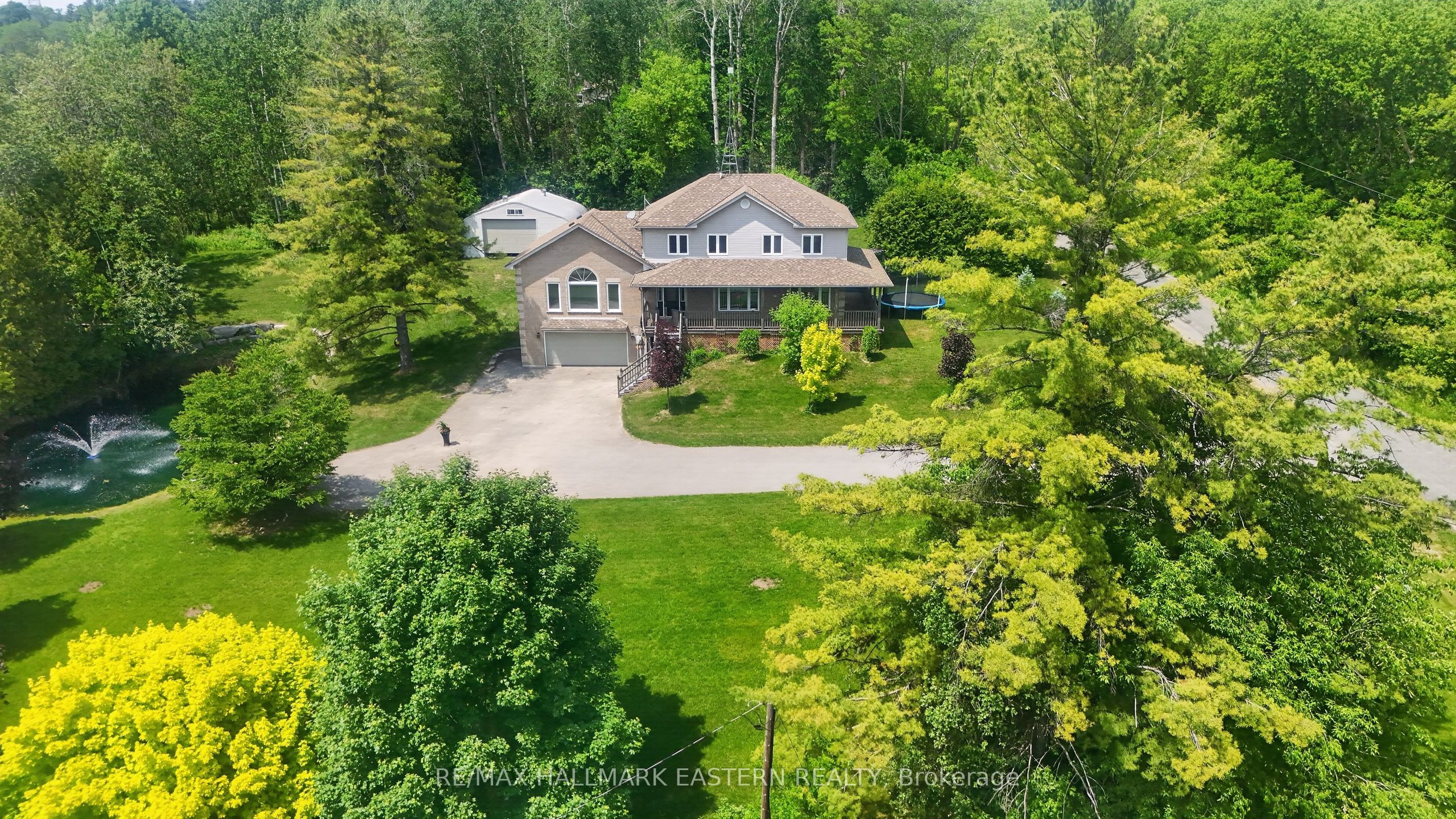 4038 Spring Road, Hamilton Township, ON L1A 3V6 photo 2