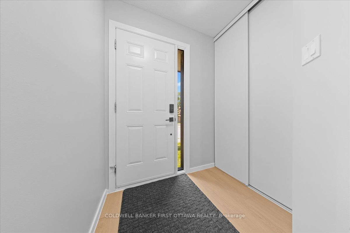 2701 PIMLICO Crescent, Blossom Park - Airport and Area, ON K1T 2A7 photo 4