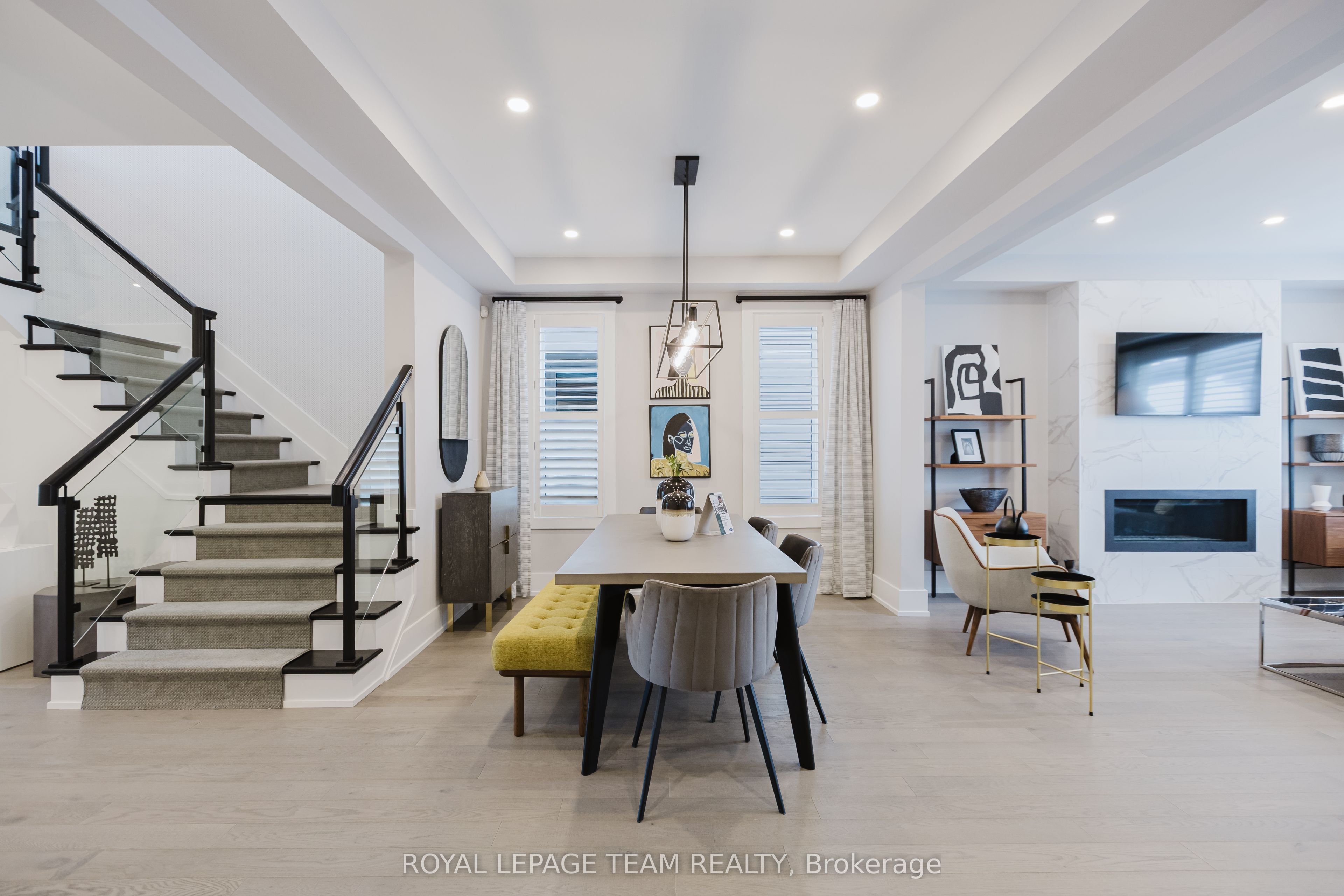 6022 Homecraft Street, Stittsville - Munster - Richmond, ON K0A 2Z0 photo 2