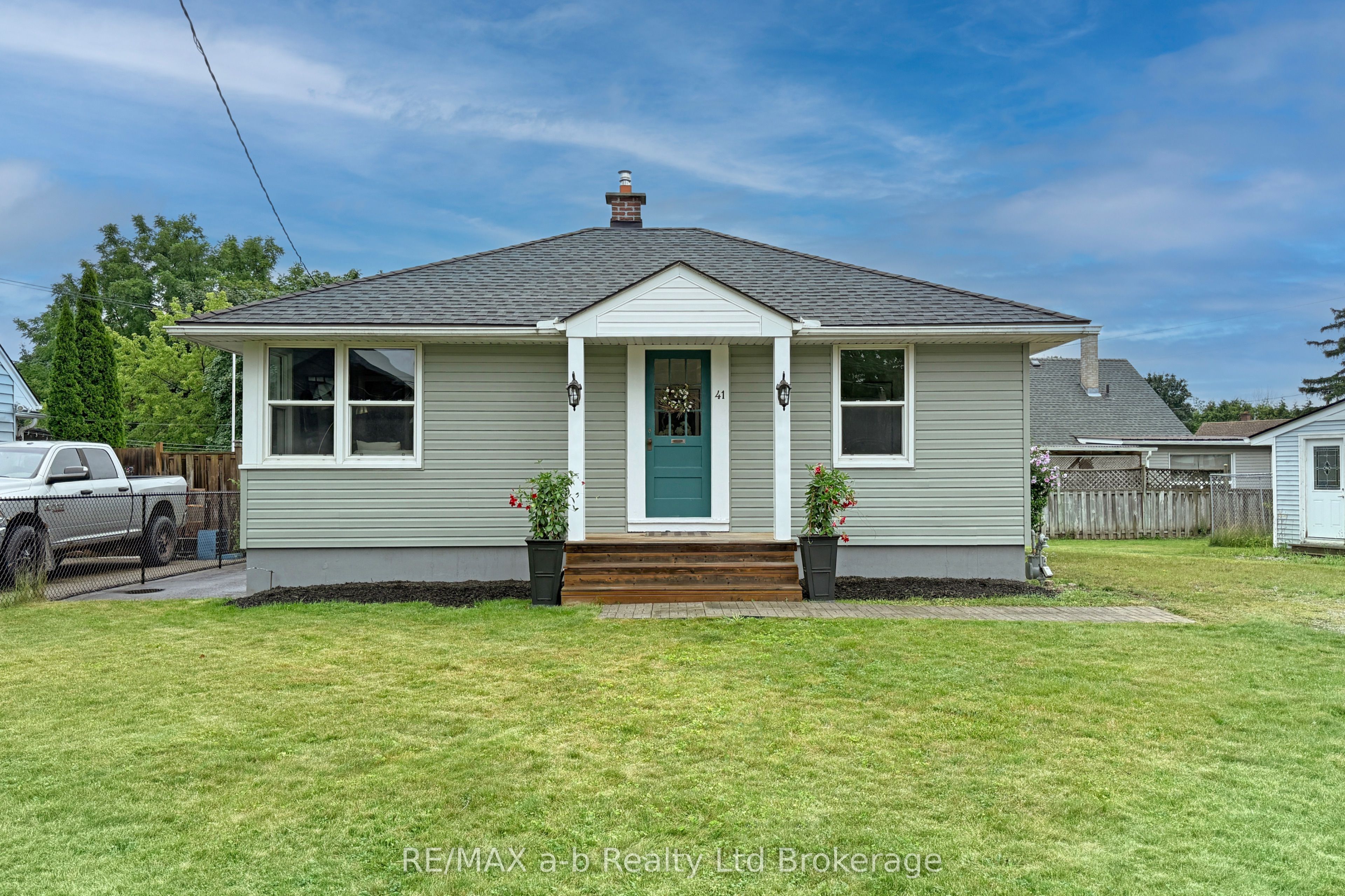 41 Kensington Street, Woodstock, ON N4S 5L5 photo 3