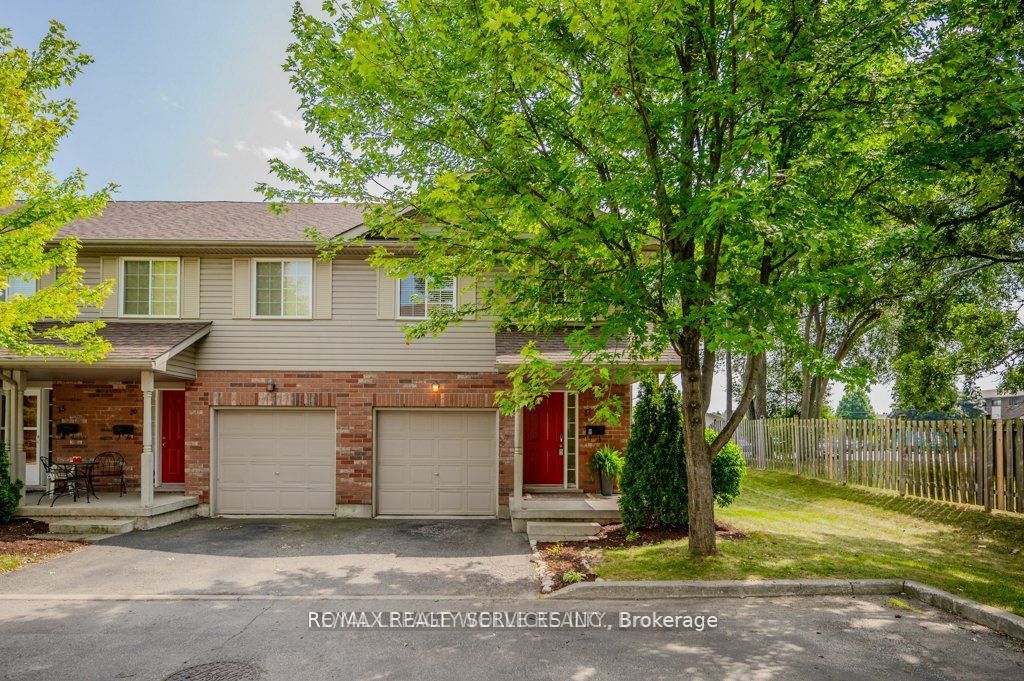120 Dudhope Avenue 17, Cambridge, ON N1R 4T7