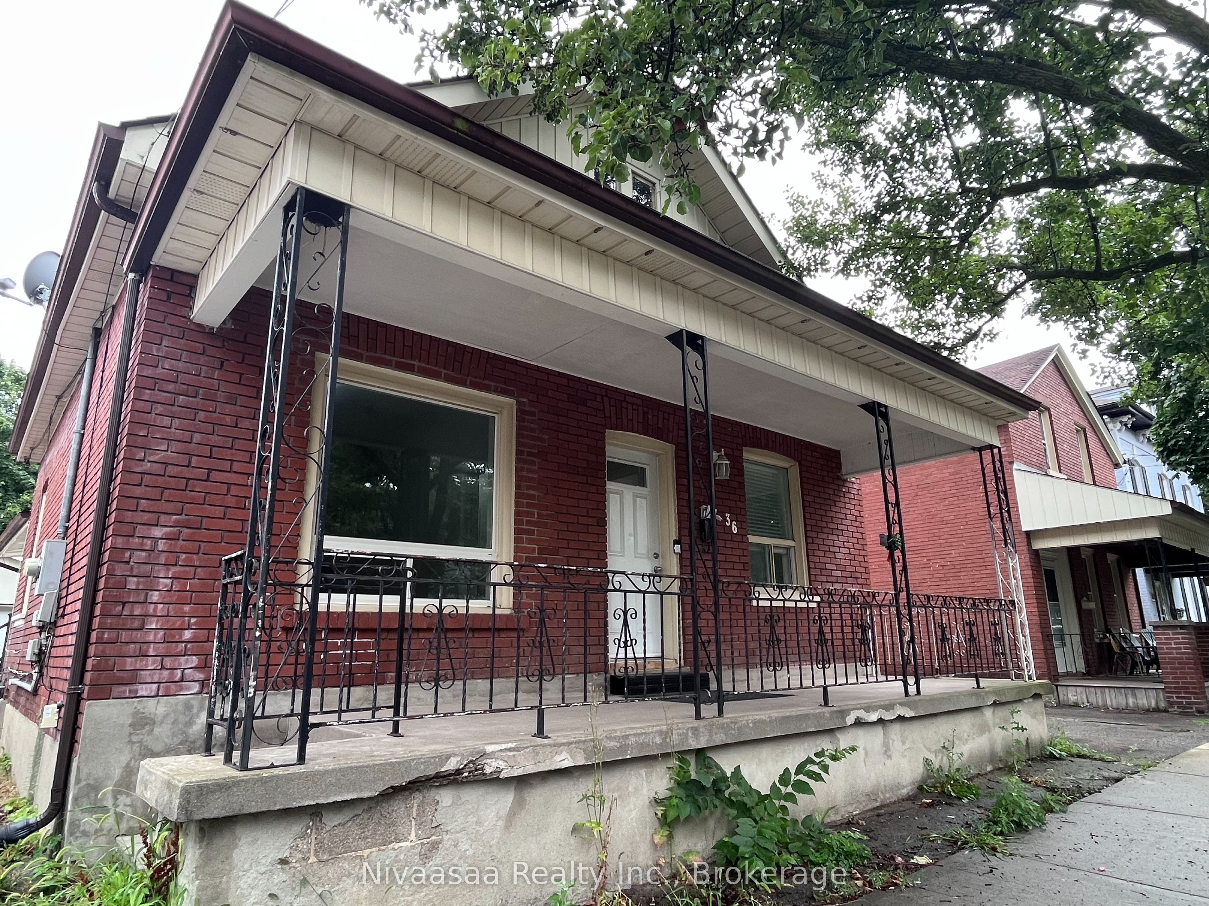 36 Pearl Street, Brantford, ON N3T 3N6 photo 2