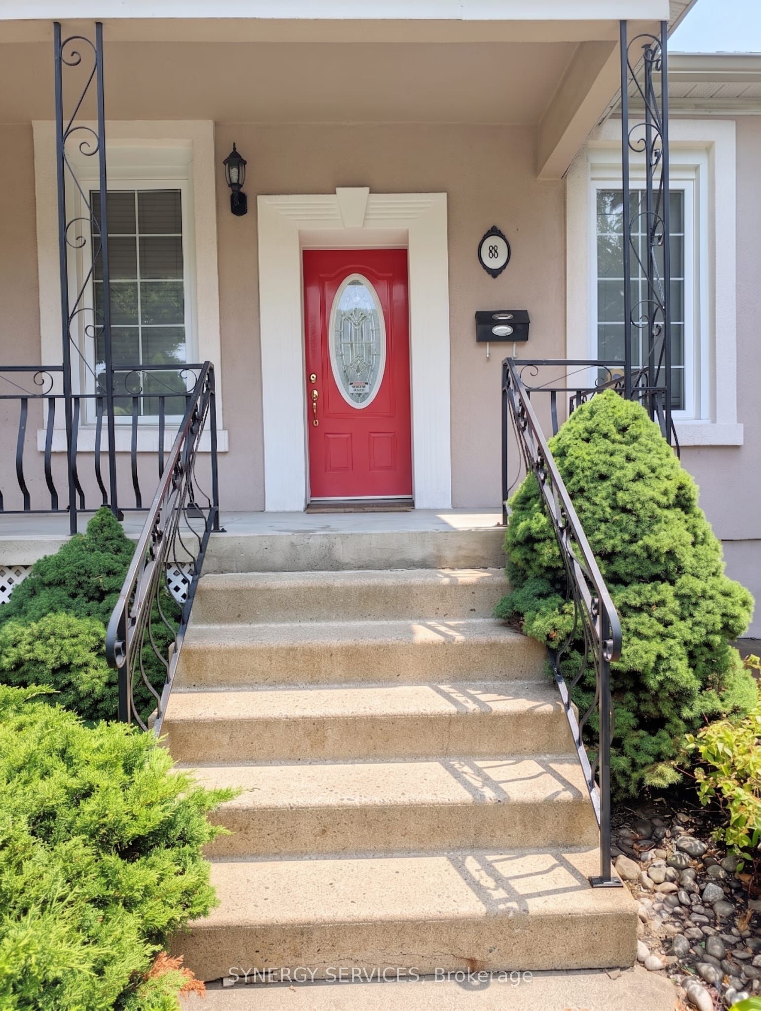 88 Colbourne Street 2, Hamilton, ON L8R 2G7 photo 3