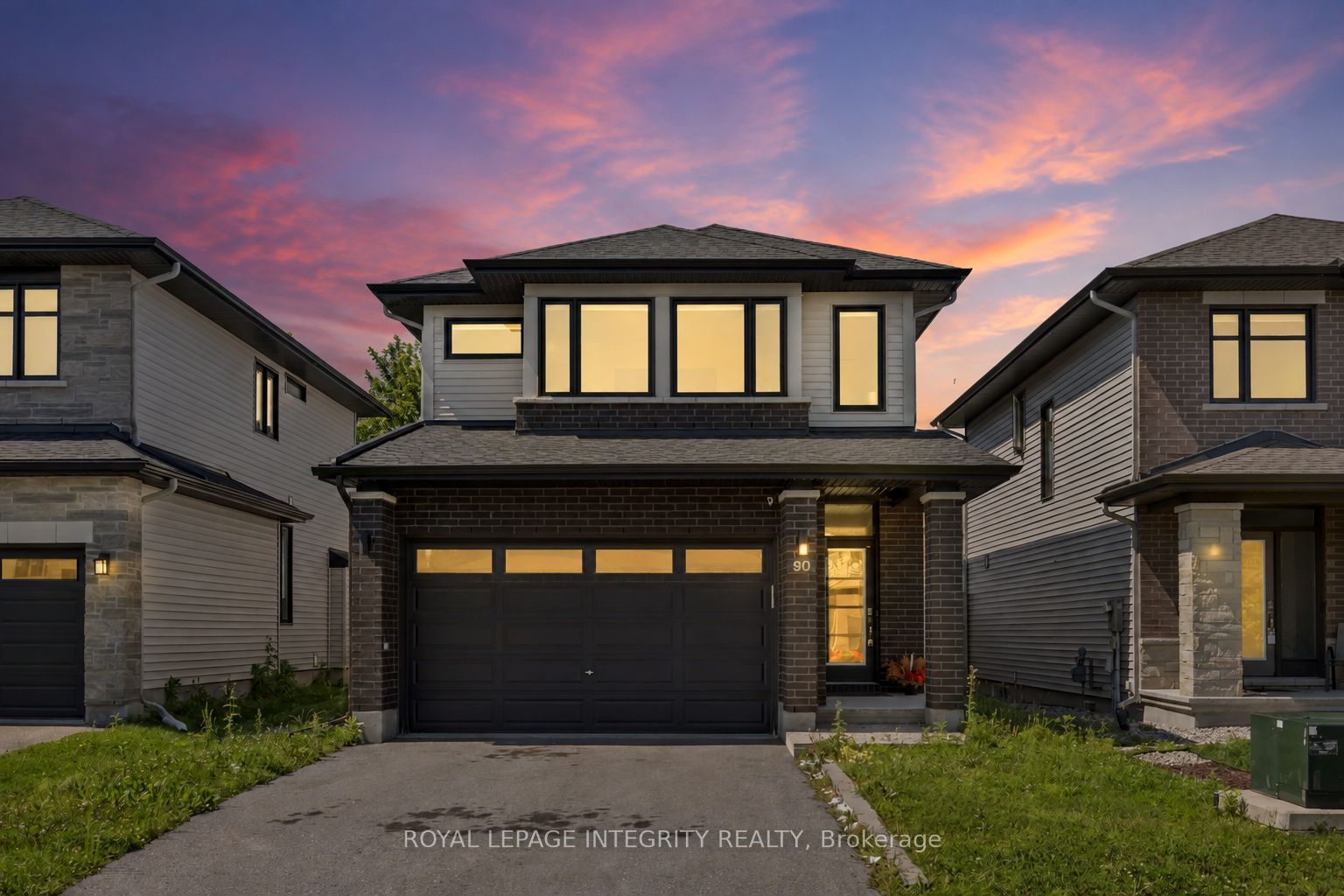 90 Palfrey Way, Kanata, ON K2V 0B3