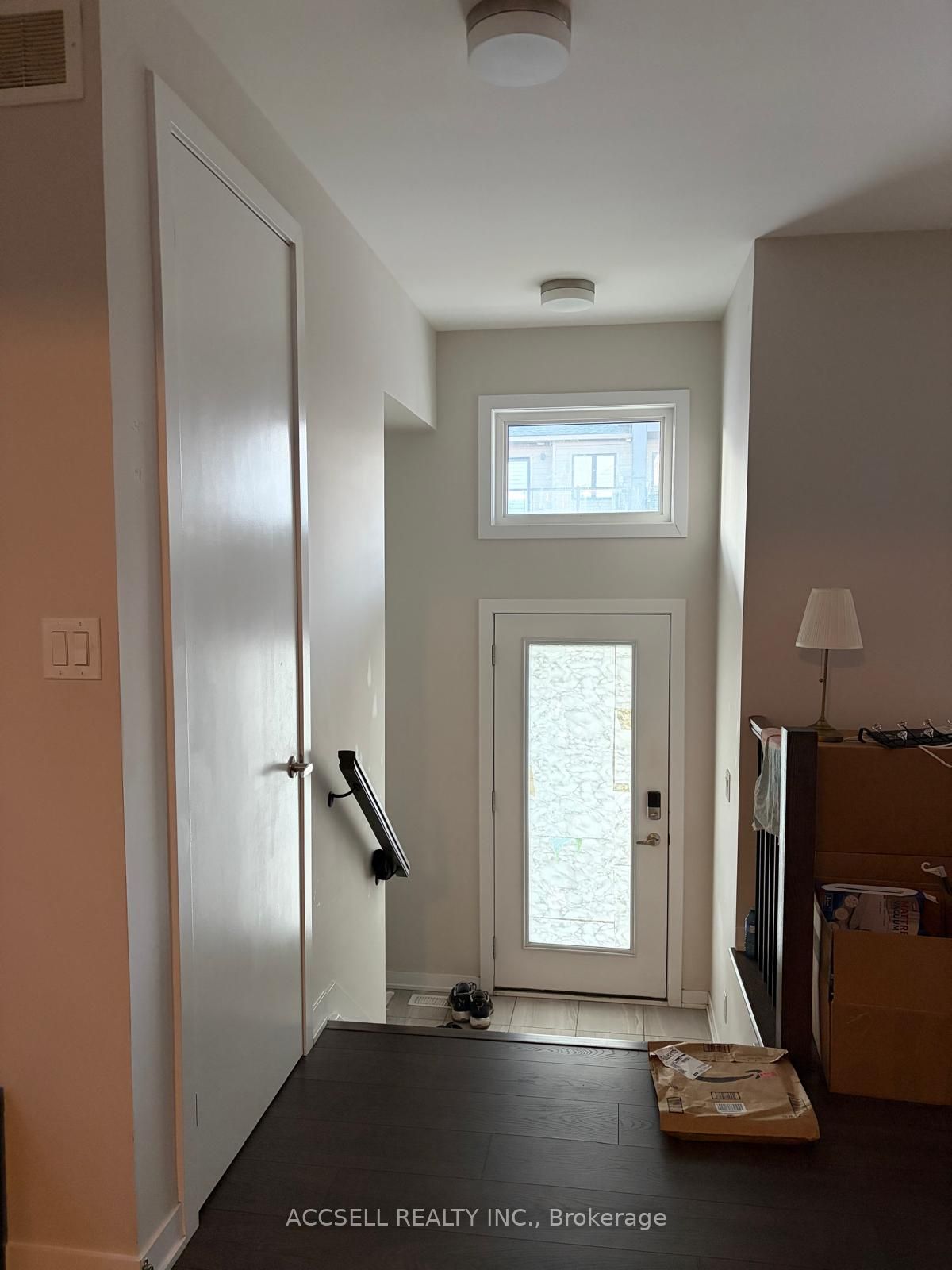 217 Speckled Alder Row, Barrhaven, ON K2J 7A6 photo 4