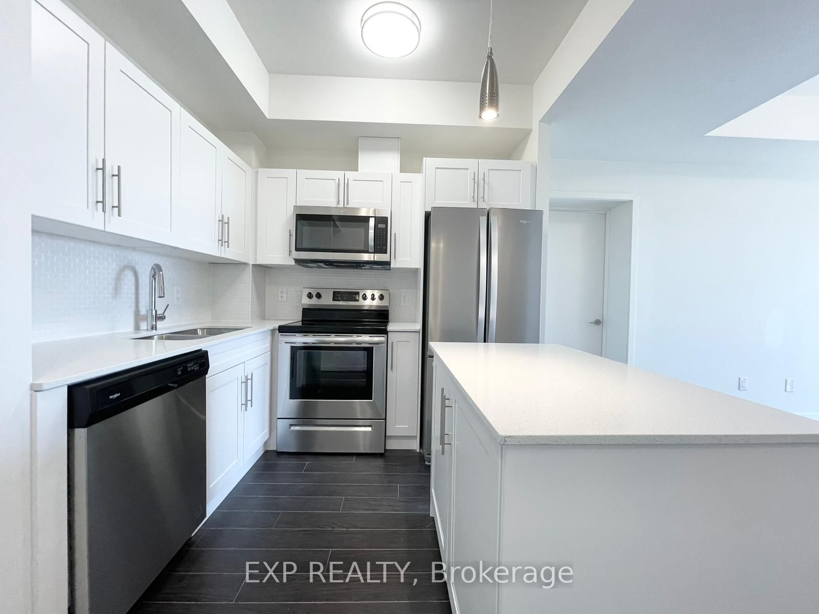 128 King Street N 1606, Waterloo, ON N2J 0E9 photo 4