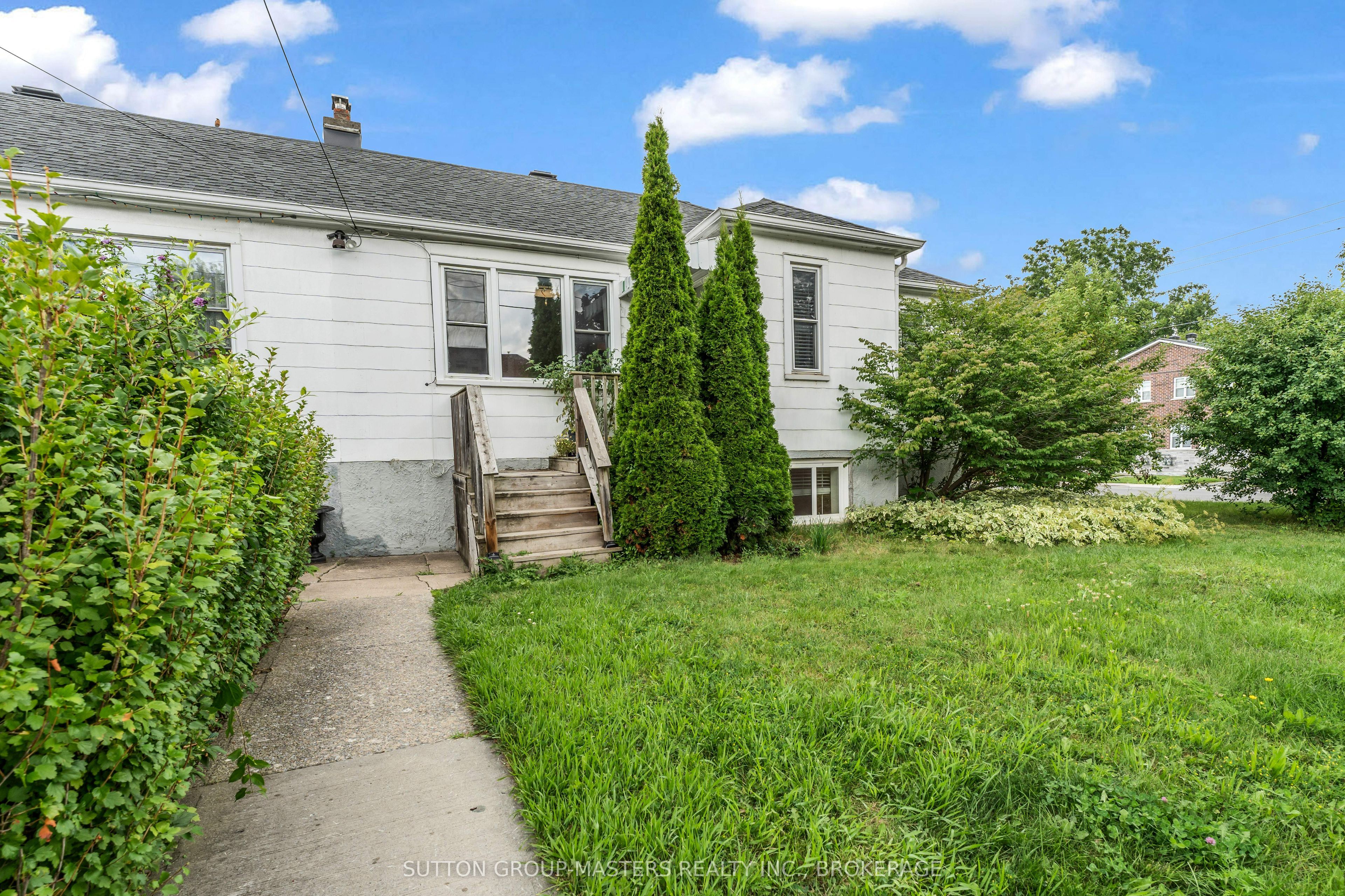 22 Westdale Avenue W, Kingston, ON K7L 4R9 photo 3