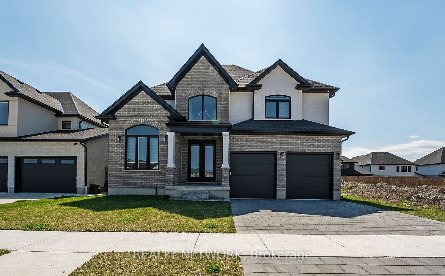 7266 Silver Creek Circle, London South, ON N6P 0G9 photo 3