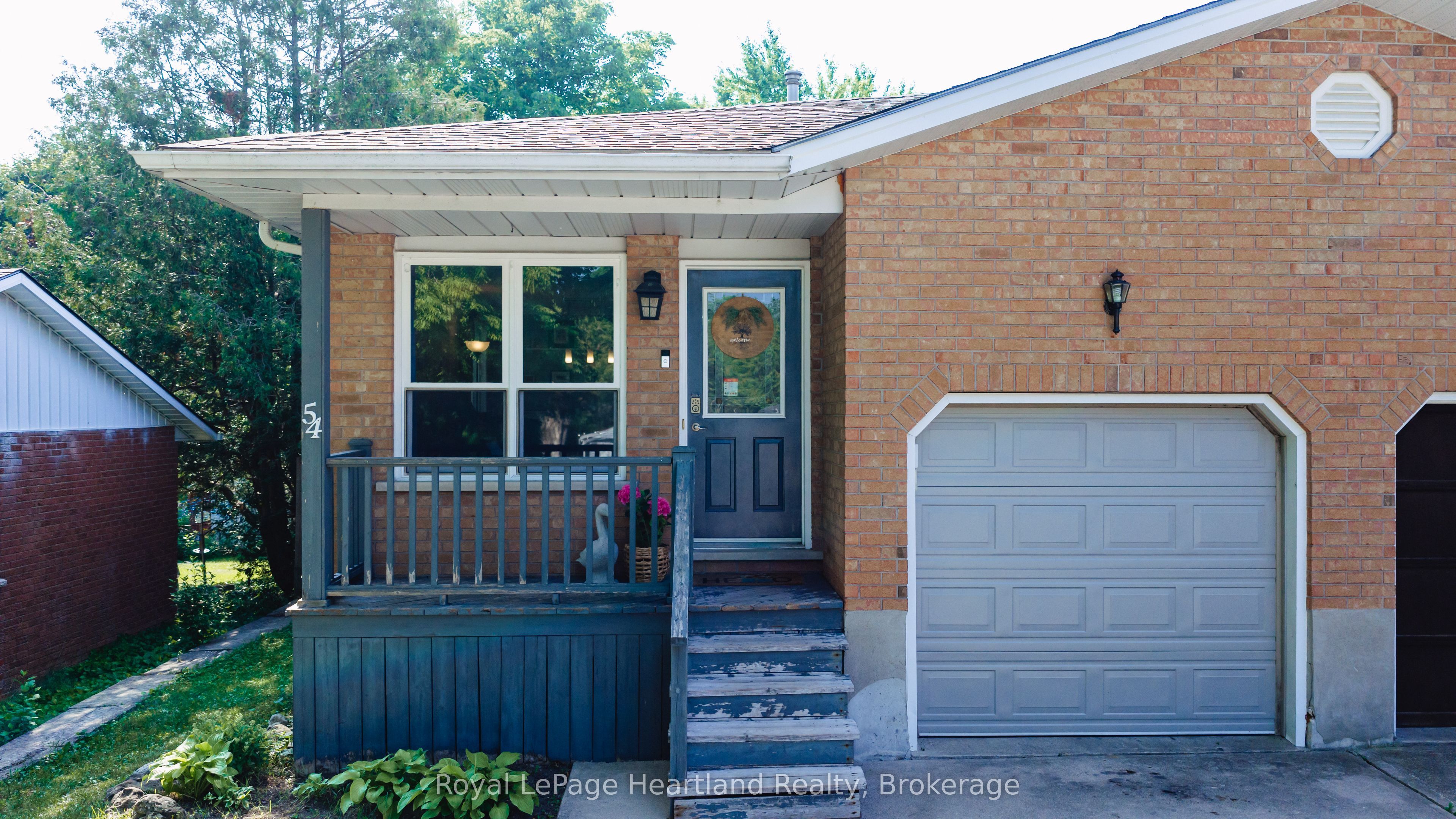 54 Coleman Street, Huron East, ON N0M 1L0
