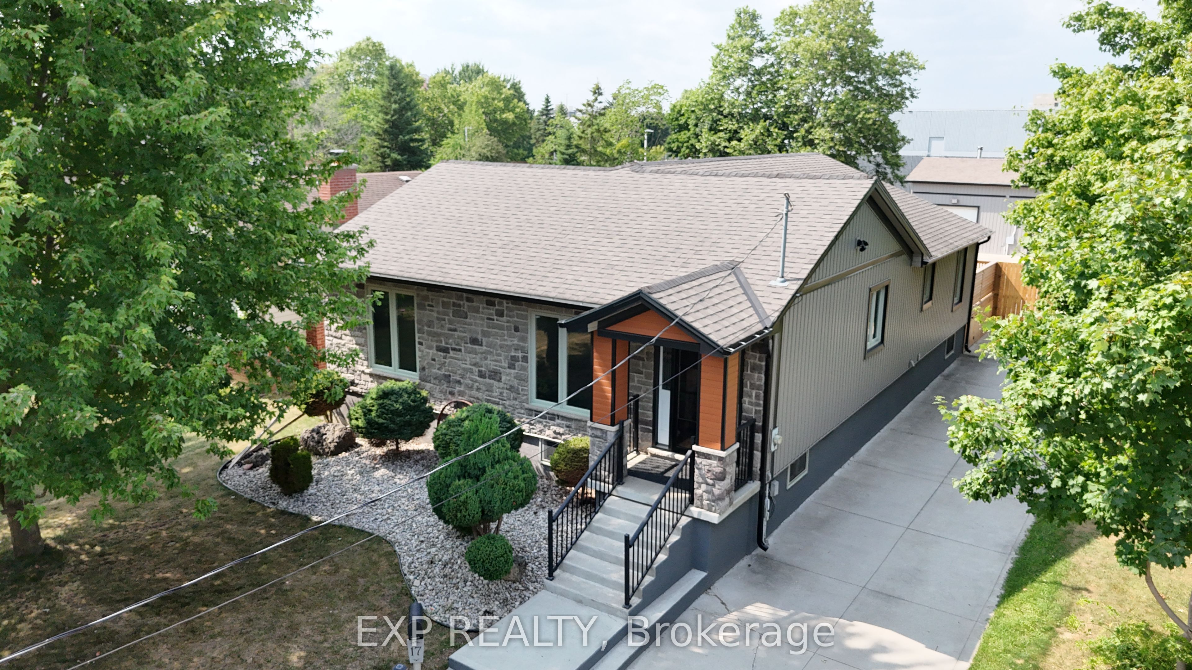 17 Greenfield Court, London South, ON N6E 1K9 photo 3