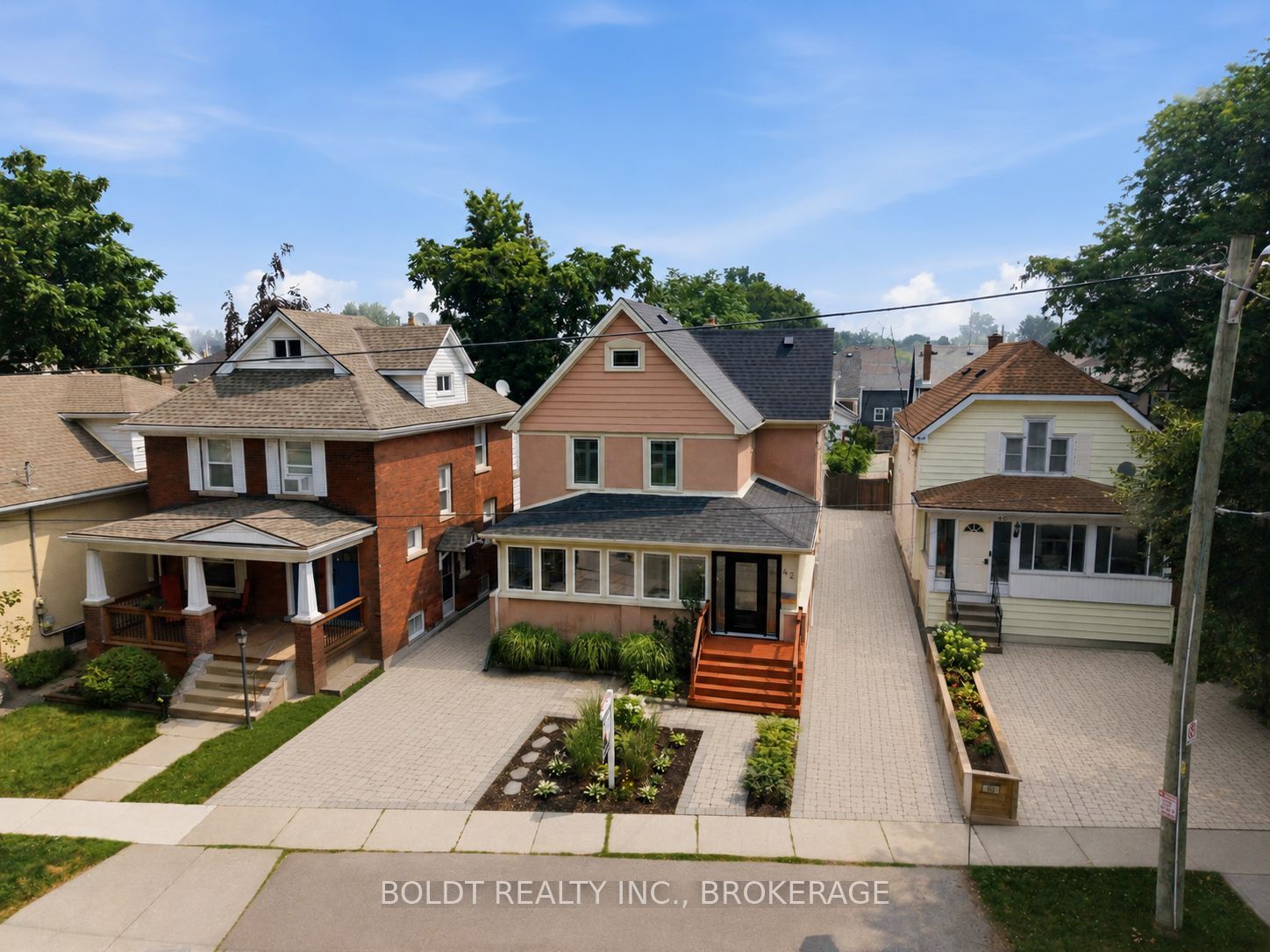 42 Thomas Street, St. Catharines, ON L2R 6L9 photo 2