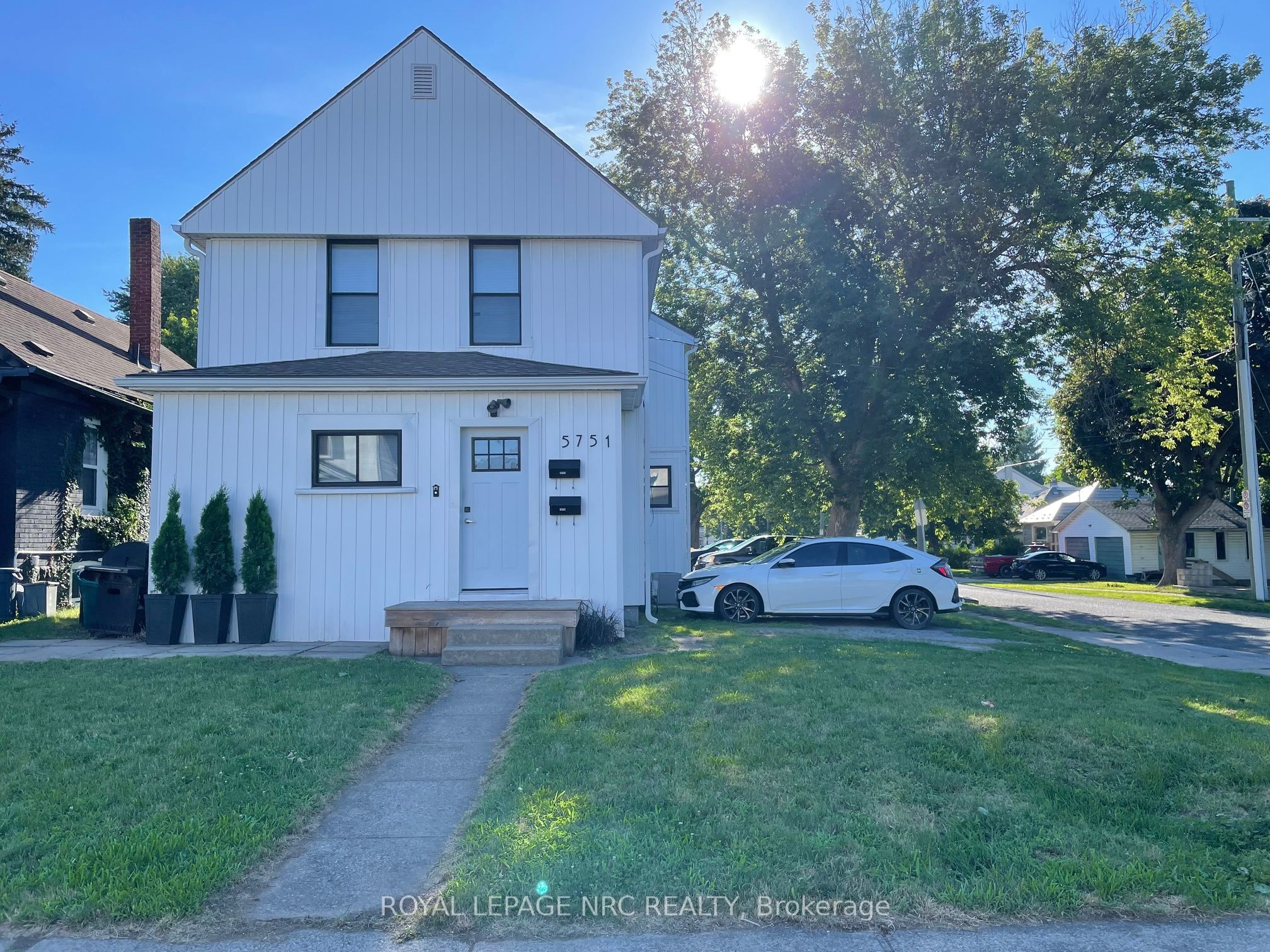 5751 Leonard Avenue, Niagara Falls, ON L2G 4R4