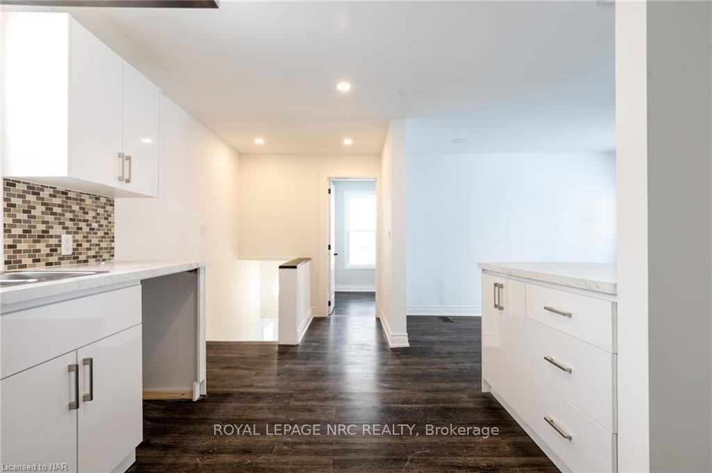 5751 Leonard Avenue, Niagara Falls, ON L2G 4R4 photo 4
