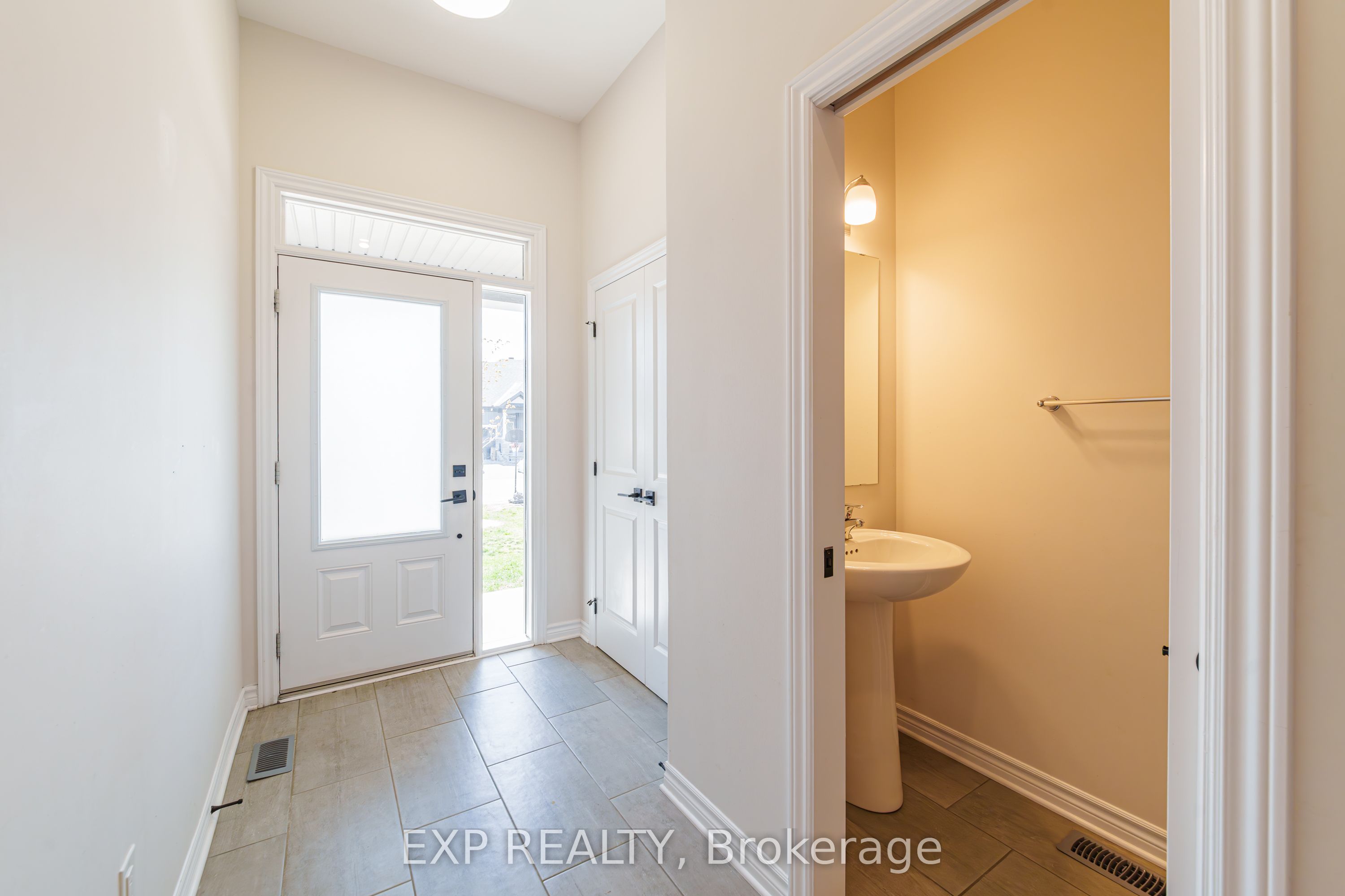 120 Patchell Place, North Grenville, ON K0G 1J0 photo 3