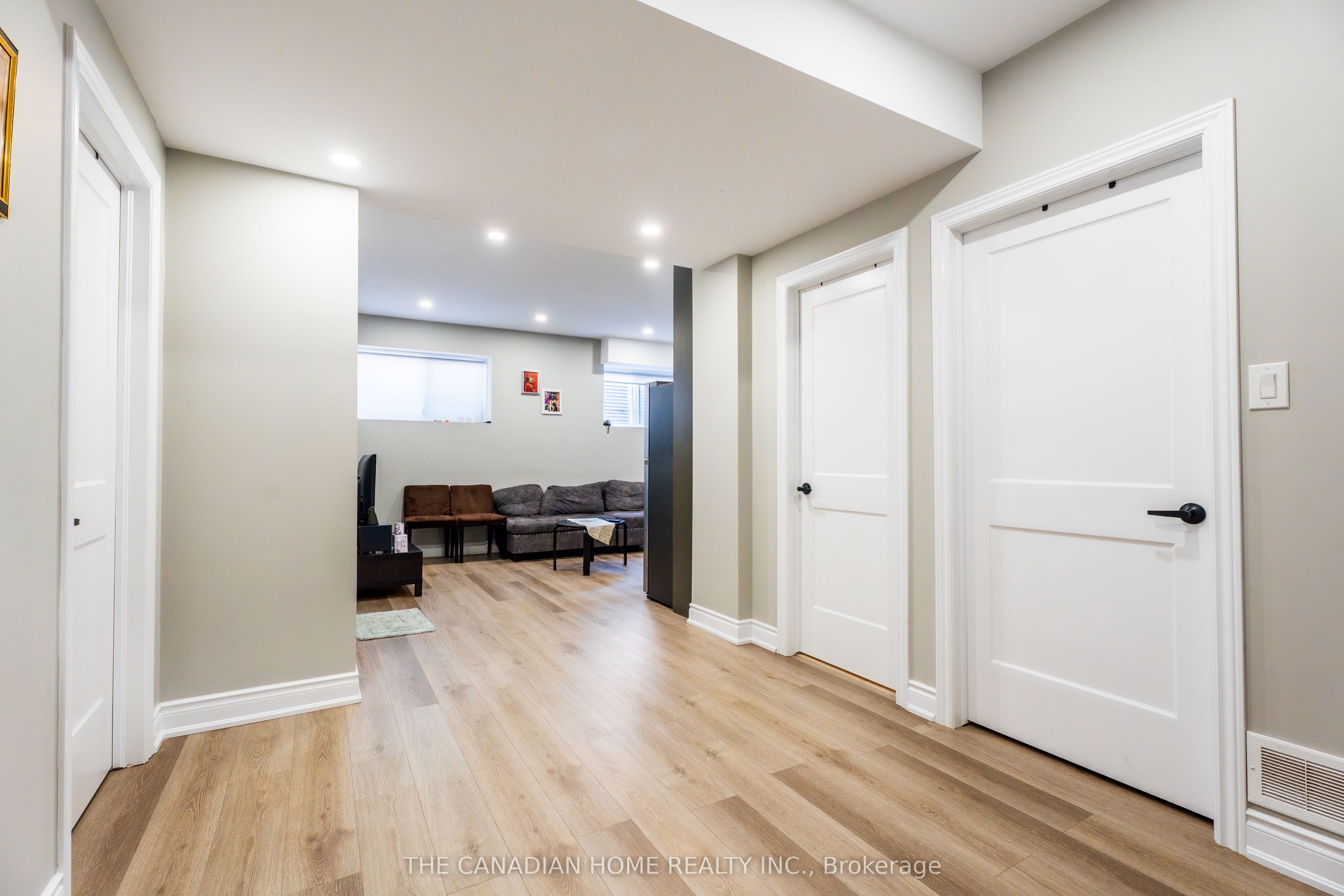 134 Tartan Avenue N, Kitchener, ON N2R 0N4 photo 4