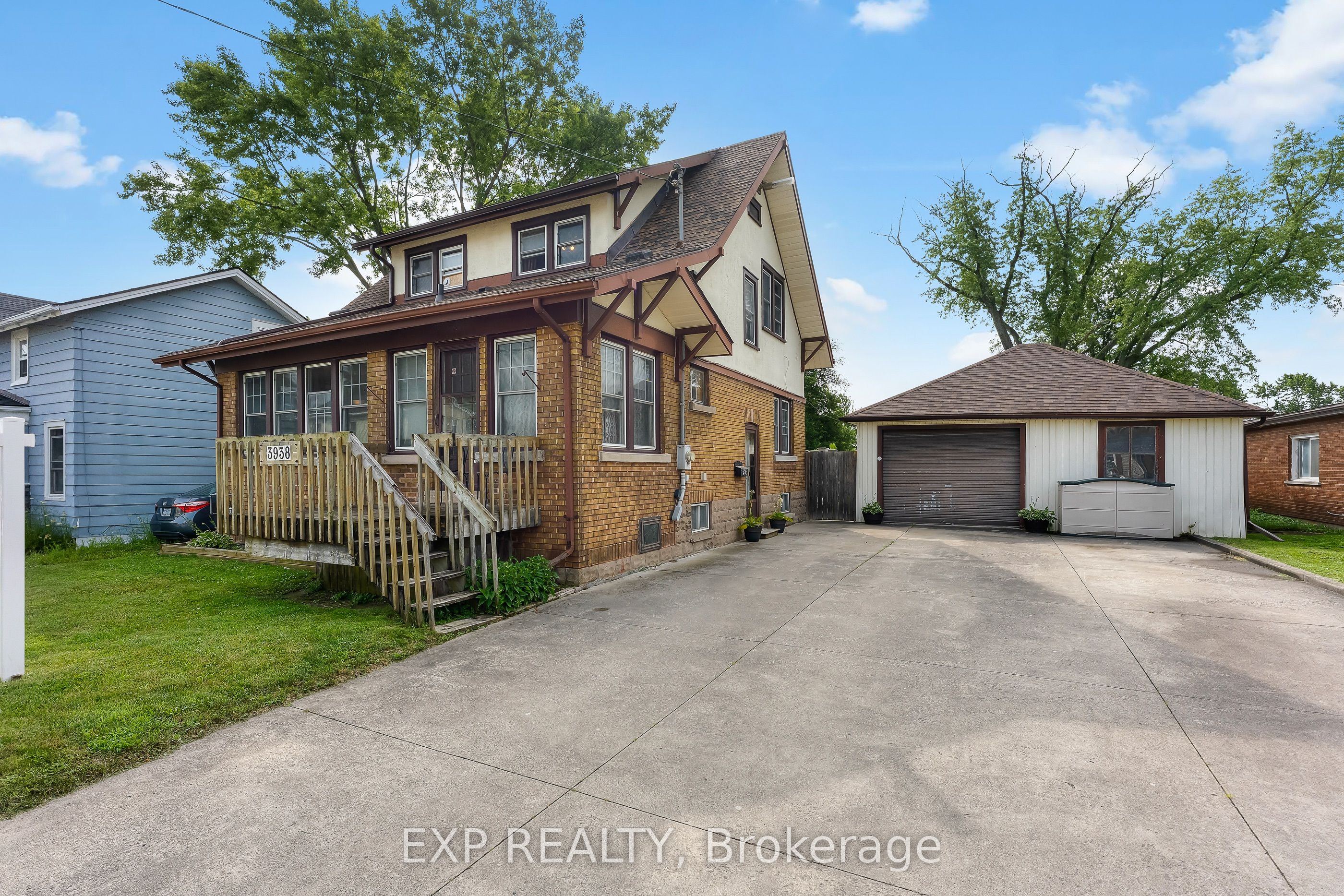3938 Main Street, Niagara Falls, ON L2G 6B6