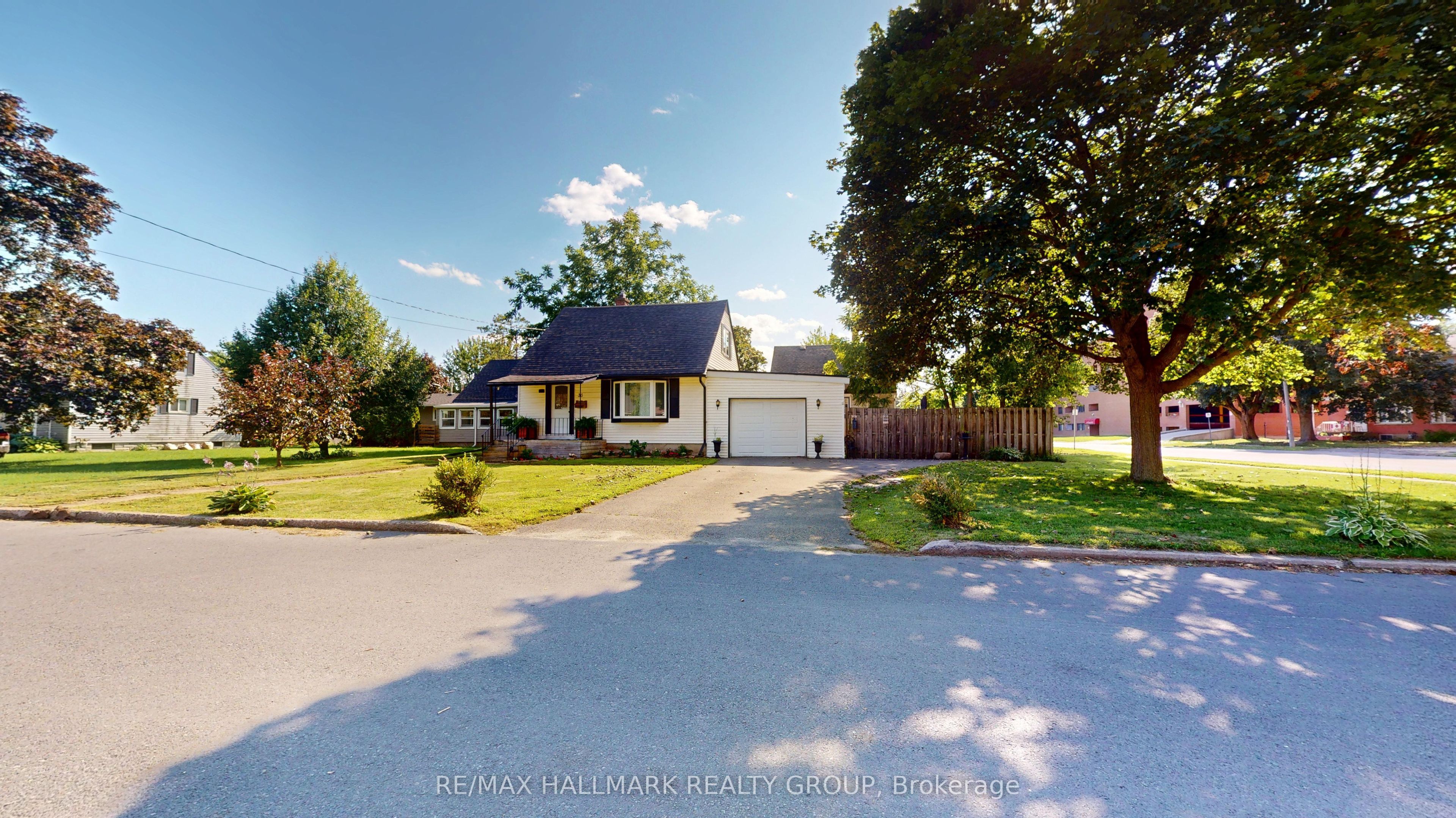 36 Hastings Drive, Brockville, ON K6V 2P1 photo 3