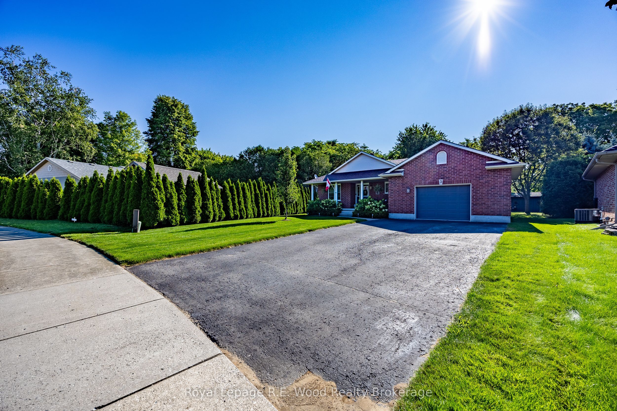 3 Otterview Drive, Norwich, ON N0J 1R0 photo 2