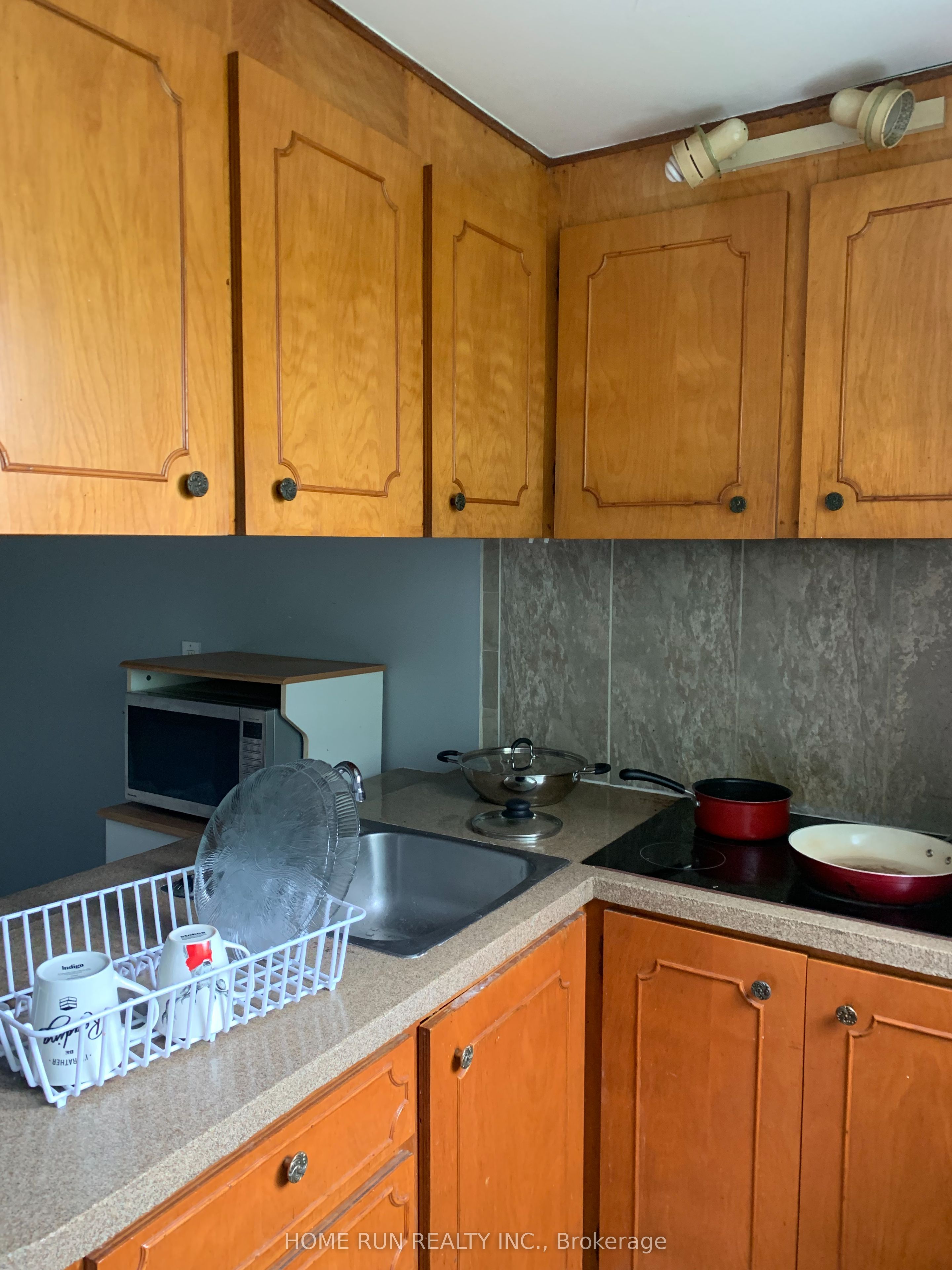 96 Ontario Street 1, Overbrook - Castleheights and Area, ON K1K 1K9 photo 3