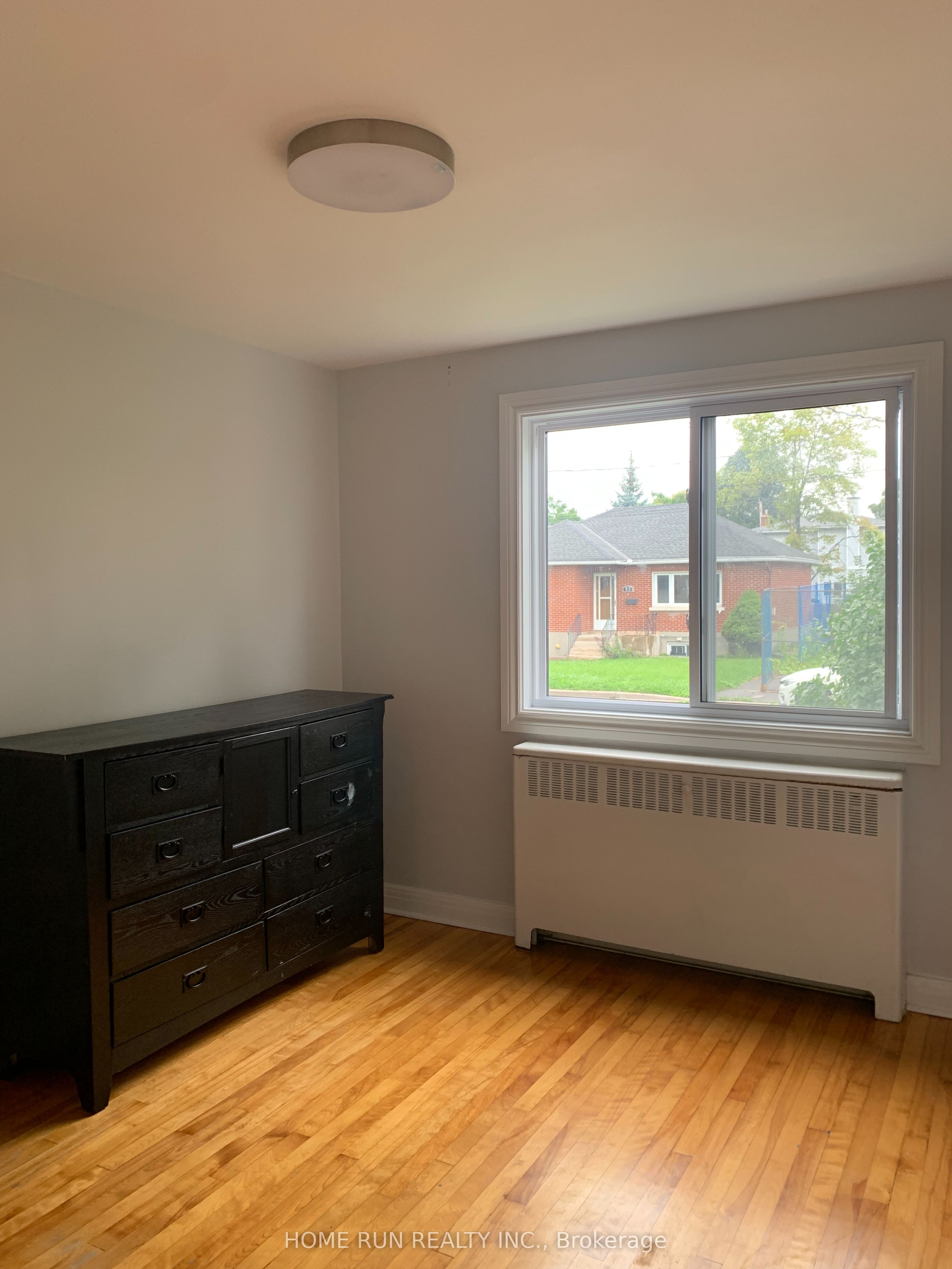 96 Ontario Street 2, Overbrook - Castleheights and Area, ON K1K 1K9 photo 2