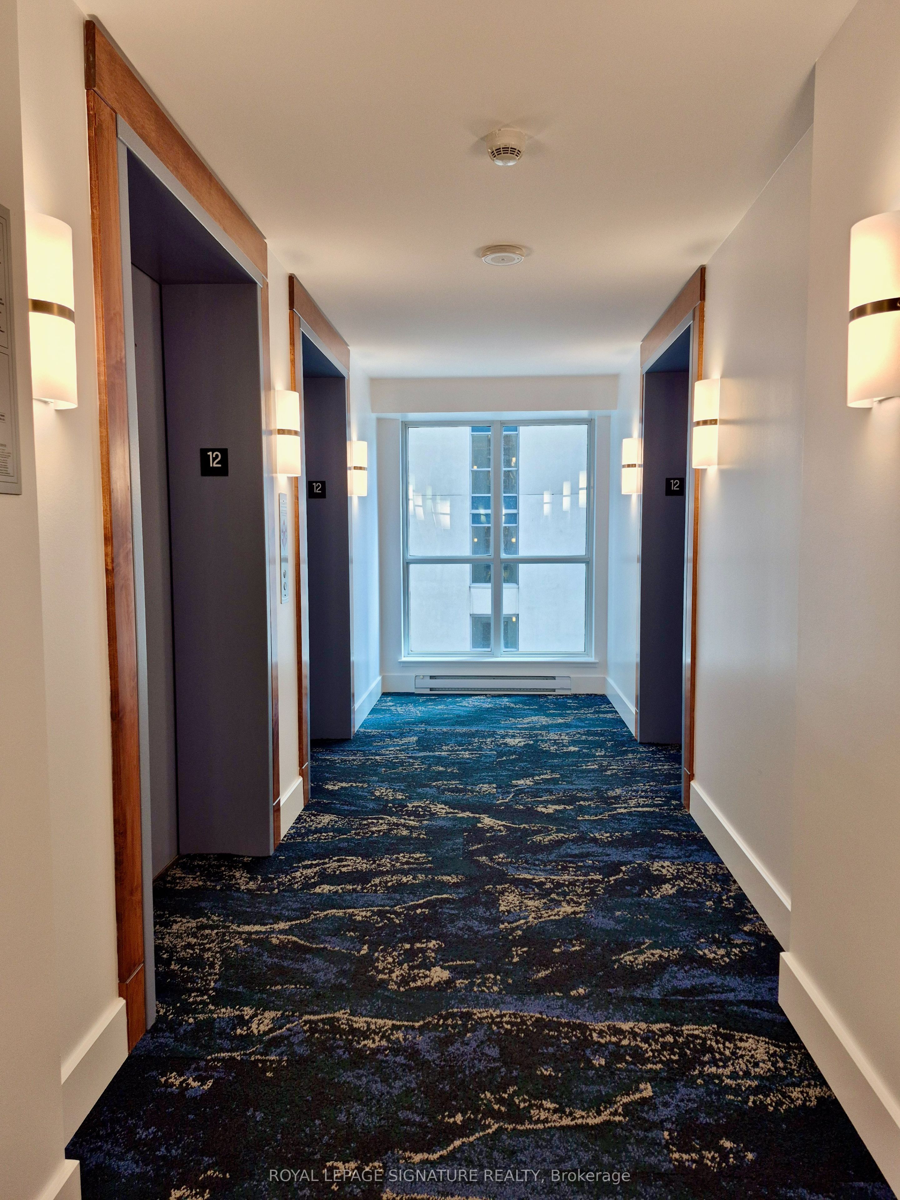 242 Rideau Street 1208, Lower Town - Sandy Hill, ON K1N 0B7 photo 3