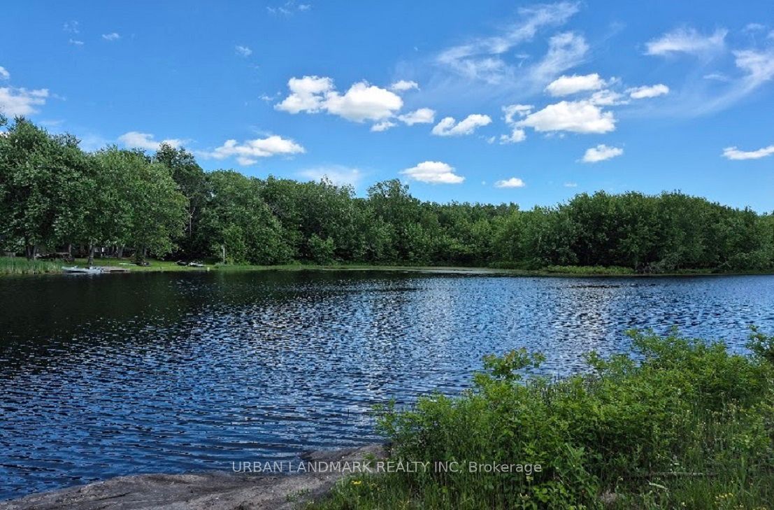 36 Tweedsmuir Crescent, Tweed, ON K0K 3J0 photo 4