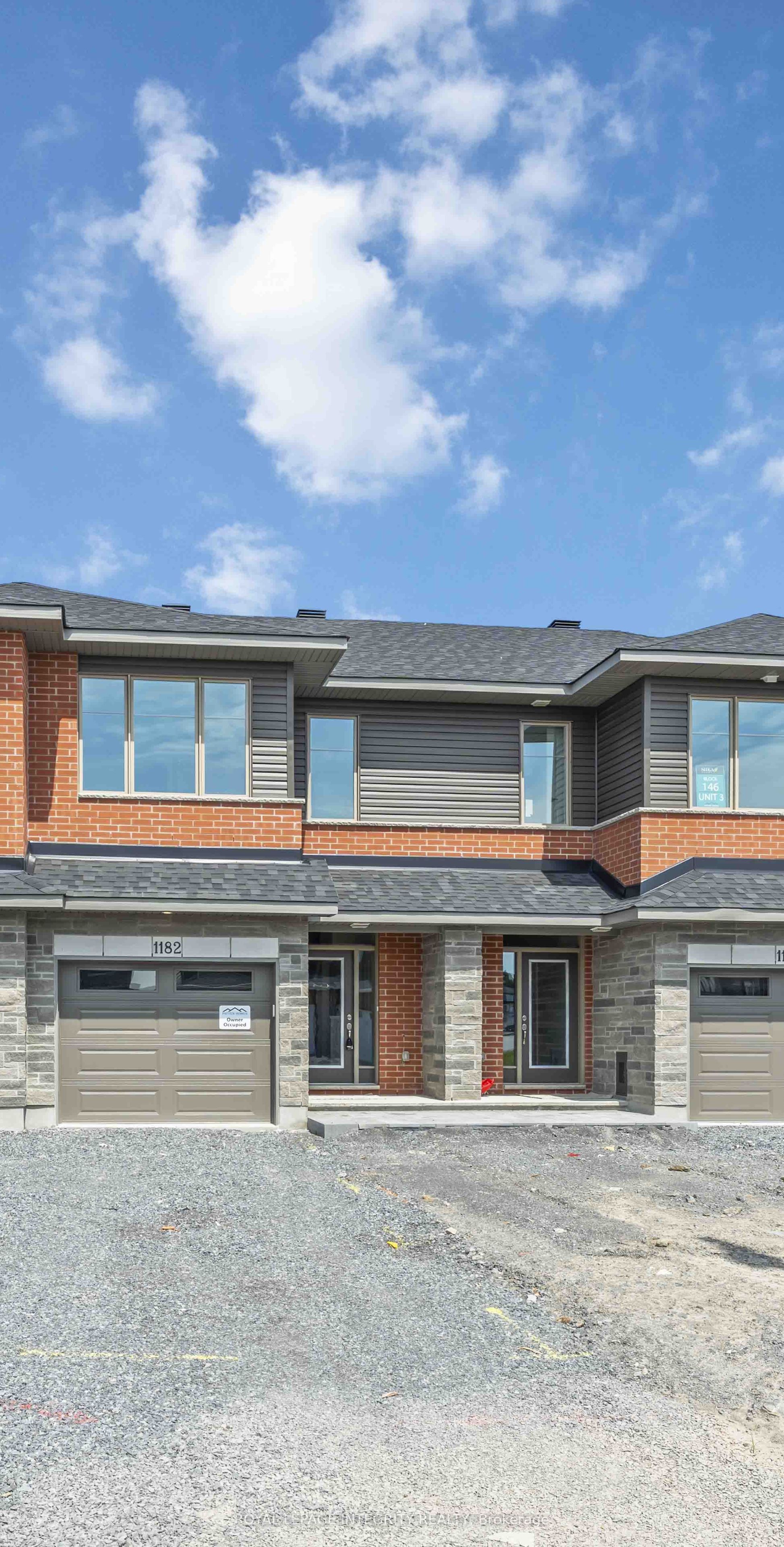 1182 Cope Street Drive, Stittsville - Munster - Richmond, ON K2S 3C4