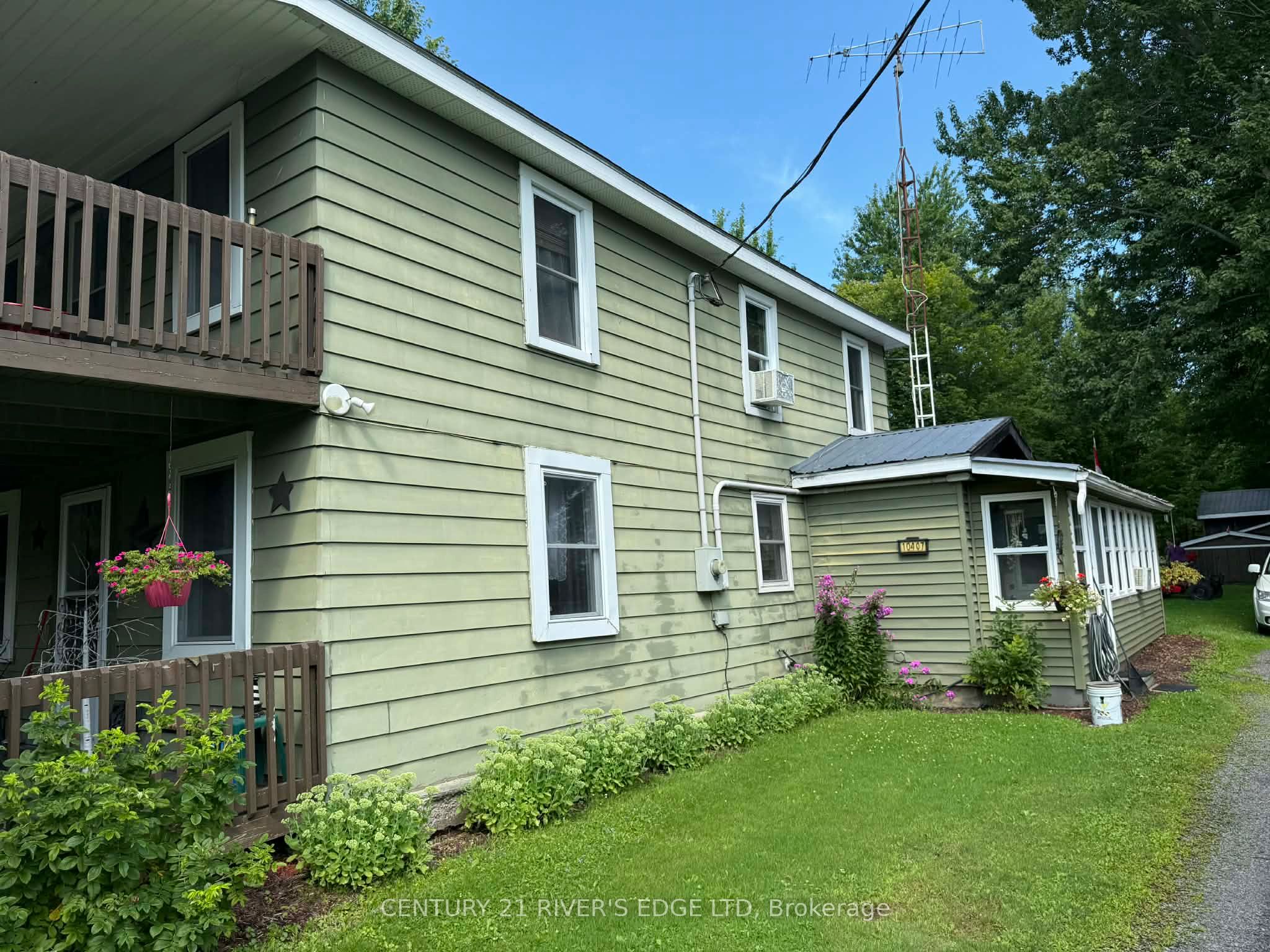 10407 Hainsville Road, South Dundas, ON K0E 1C0 photo 3