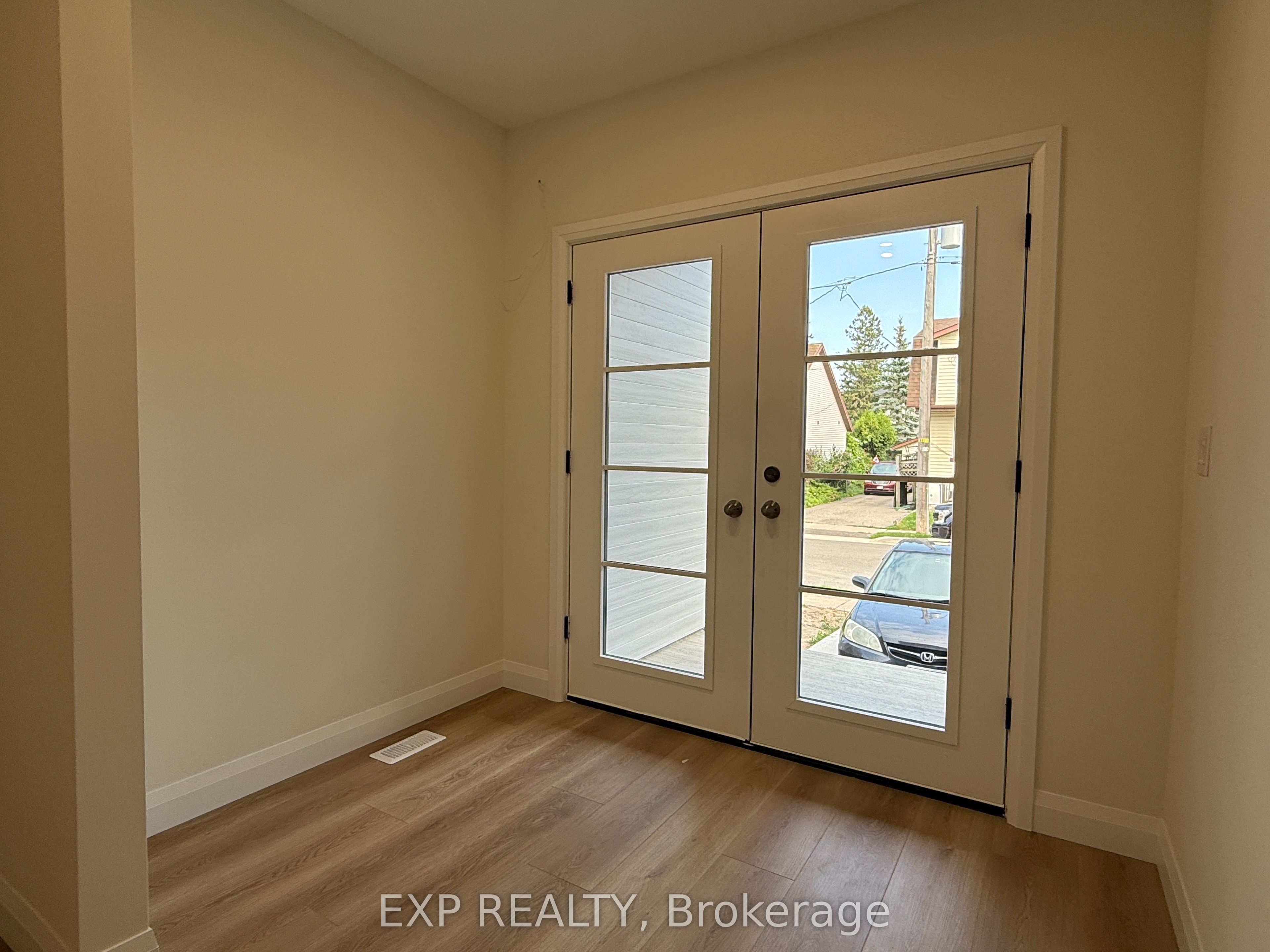 13 Chester Street Upper, Guelph, ON N1H 1K7 photo 5