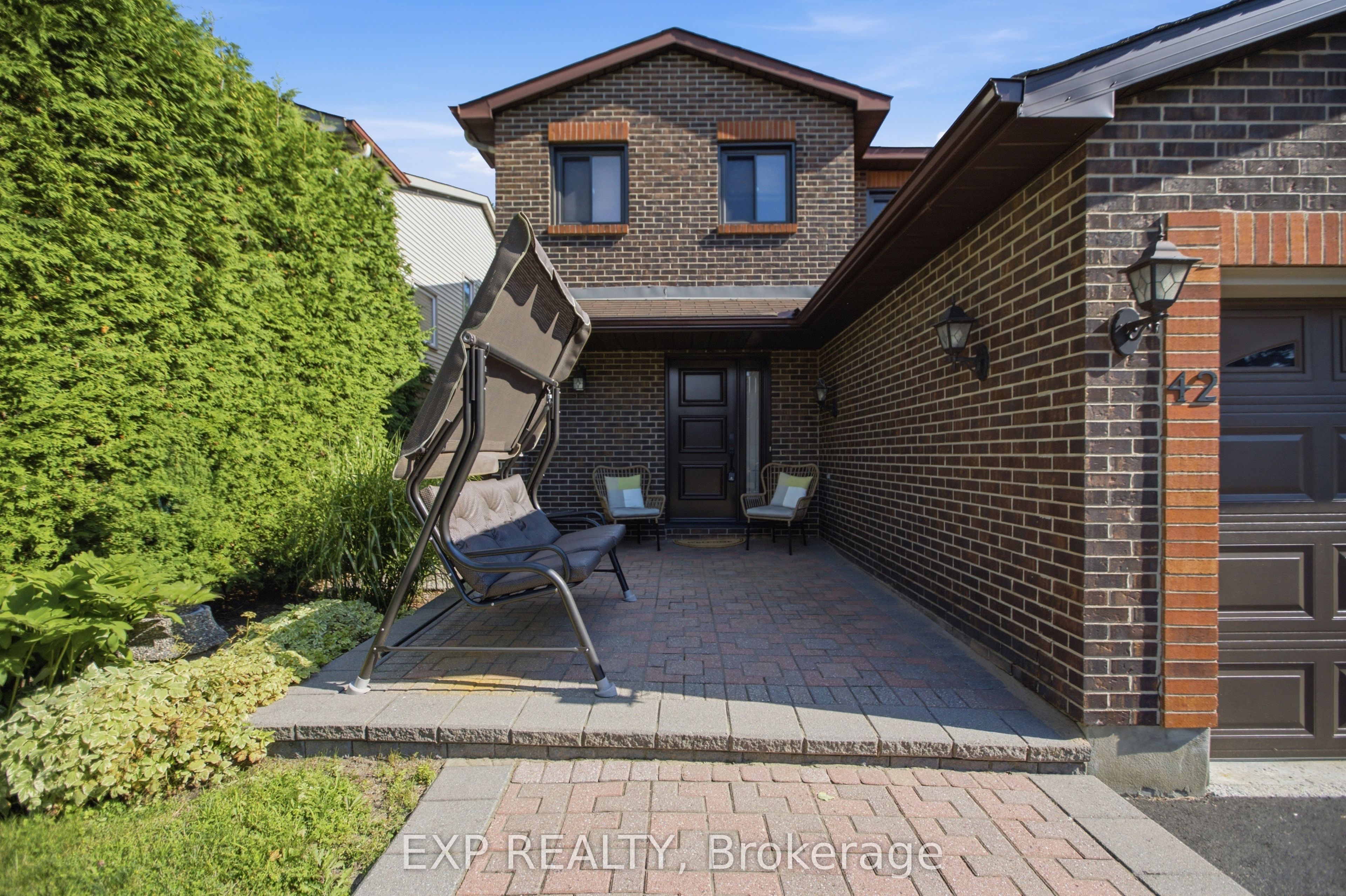 42 Valley Ridge Street, Cityview - Parkwoods Hills - Rideau Shore, ON K2E 7W2 photo 3