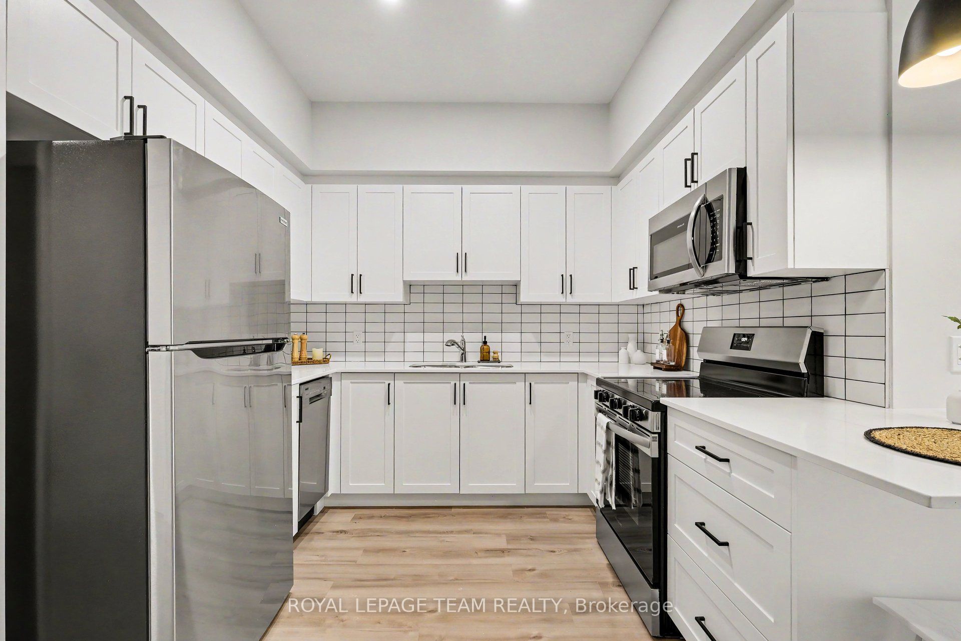 5874 County Rd #19 Road 104, North Grenville, ON K0G 1J0 photo 5