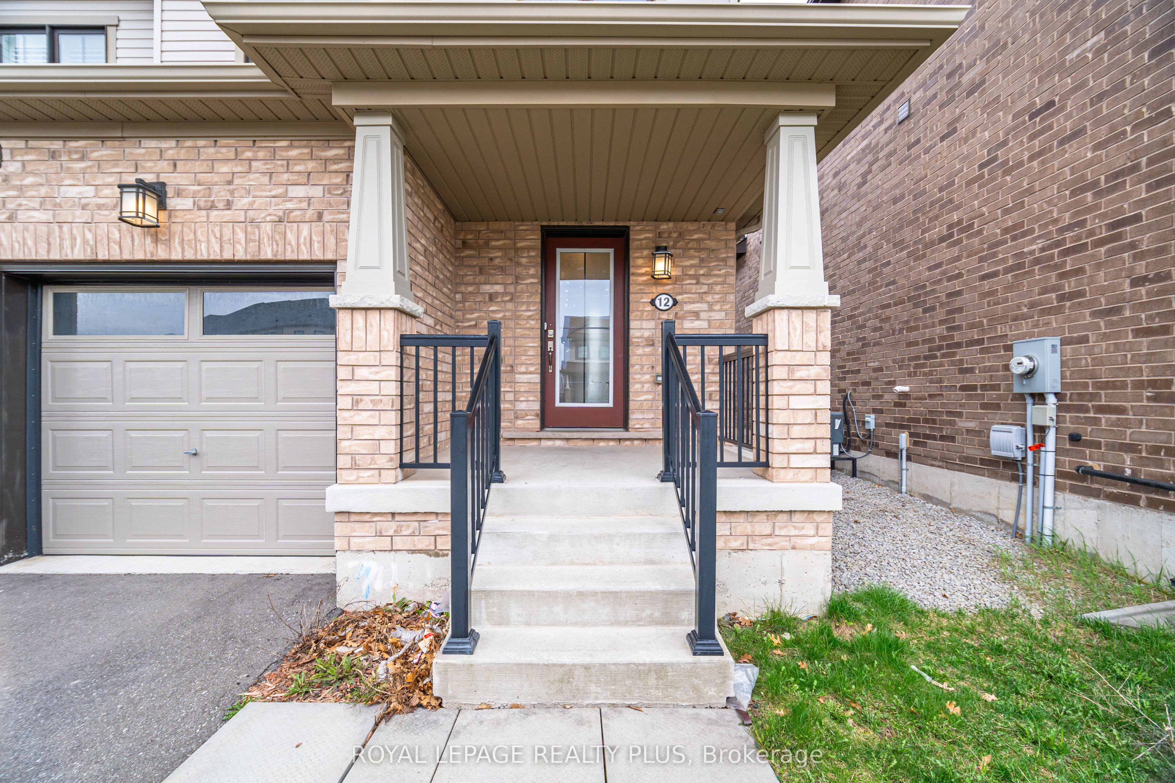 12 Pagebrook Crescent, Hamilton, ON L8J 0K7 photo 3