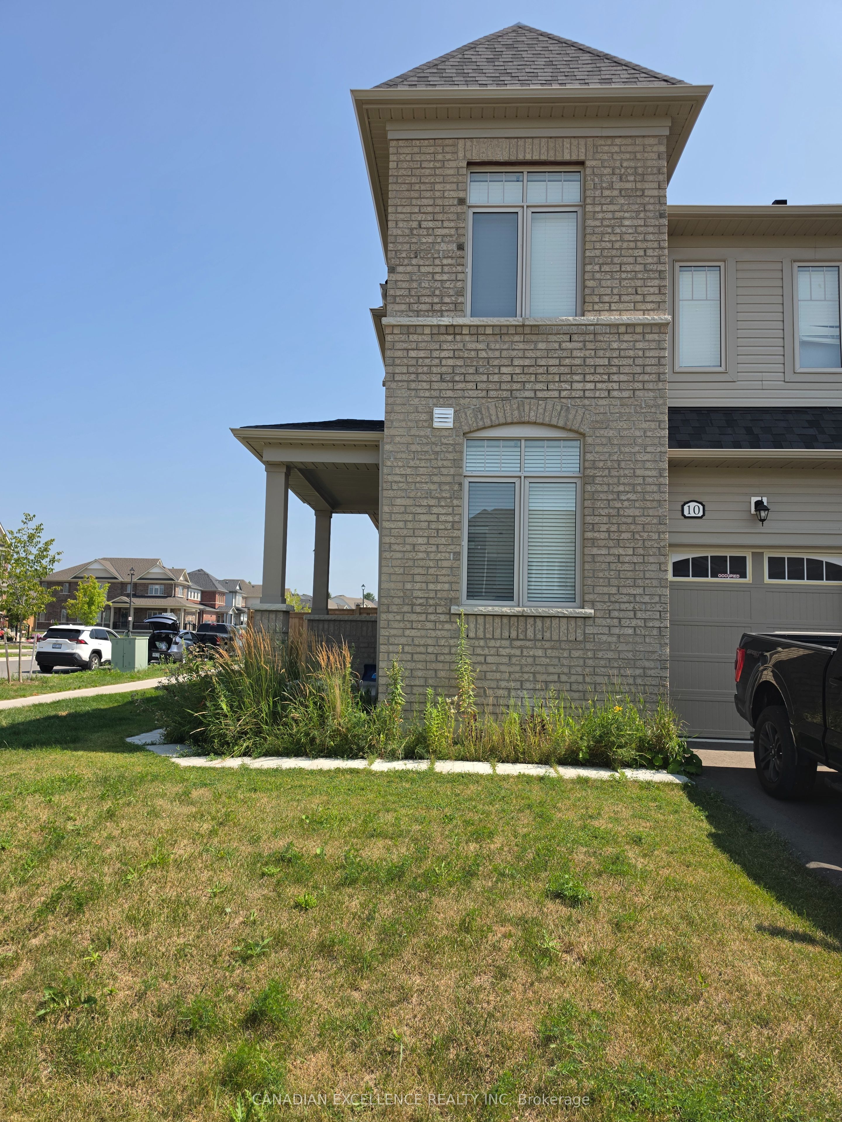 10 Edminston Drive, Centre Wellington, ON N1N 0J3 photo 2