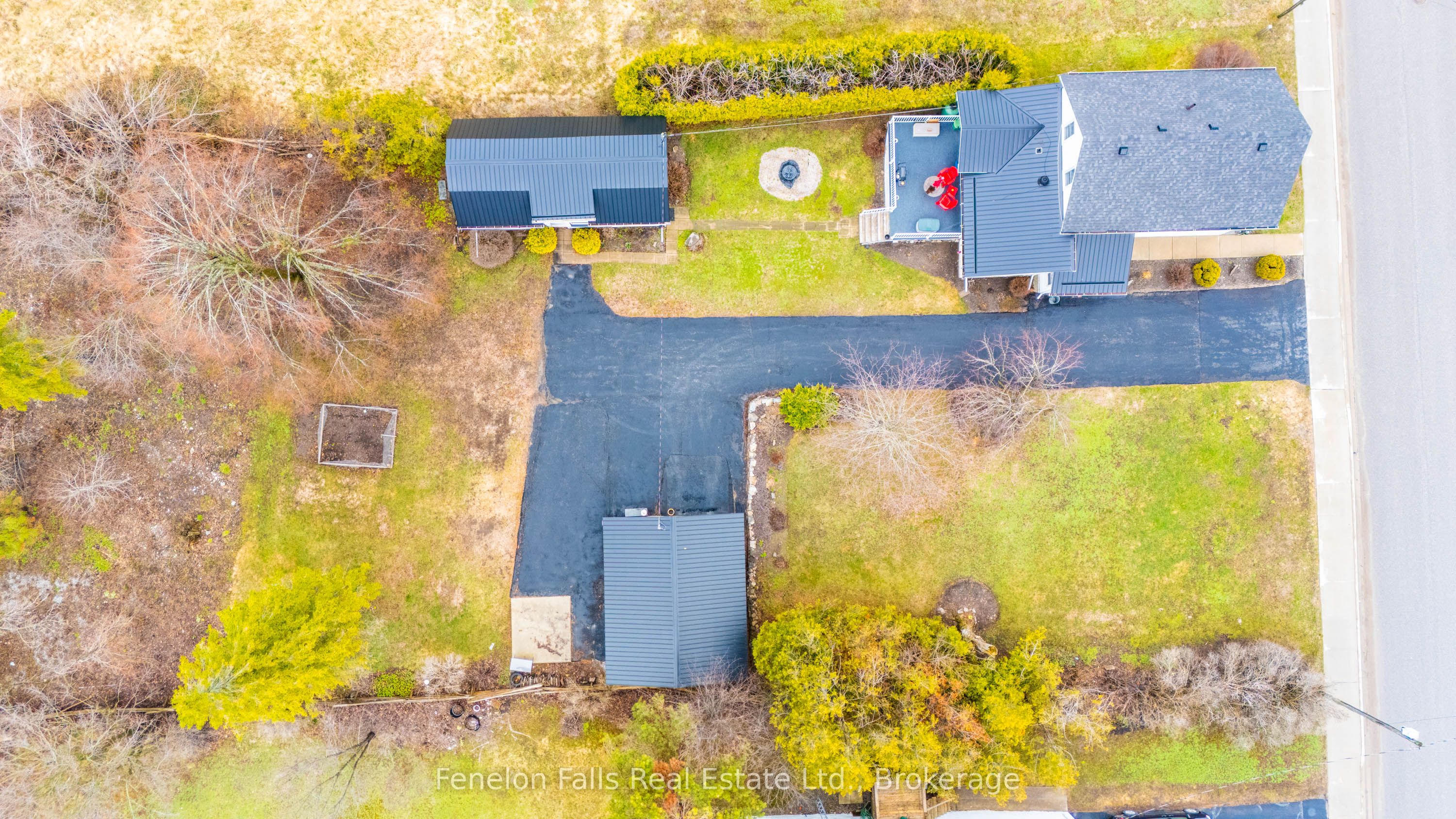 12 North Street, Kawartha Lakes, ON K0M 1N0 photo 3