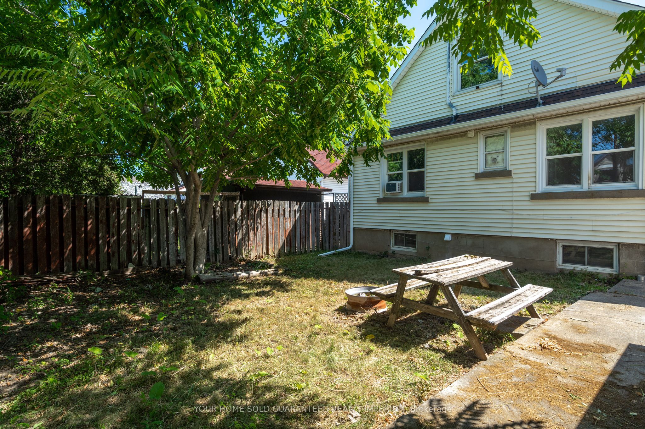 23 Augusta Avenue 2, St. Catharines, ON L2M 5R3 photo 2