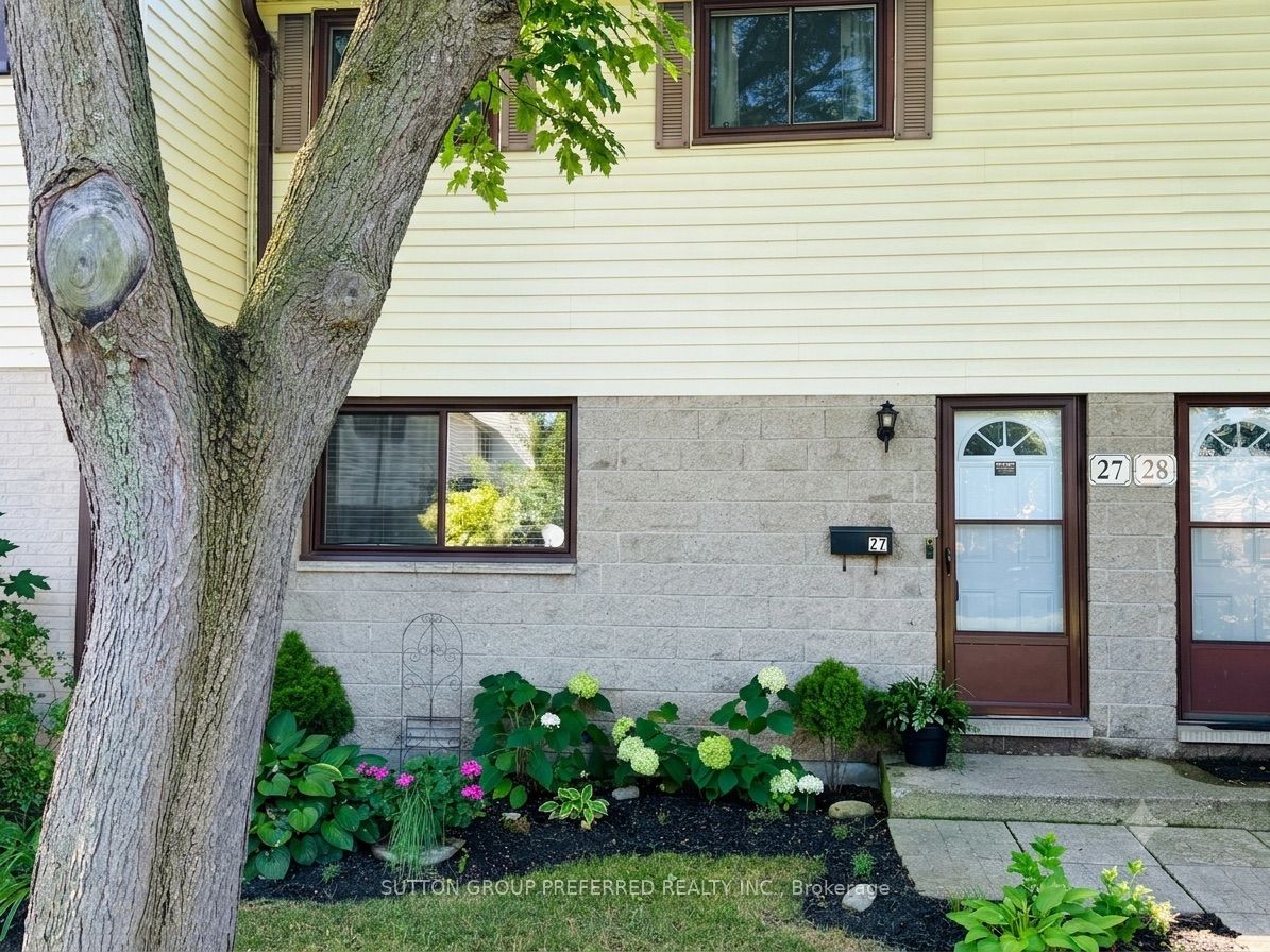 825 Dundalk Drive 27, London South, ON N6C 3V6