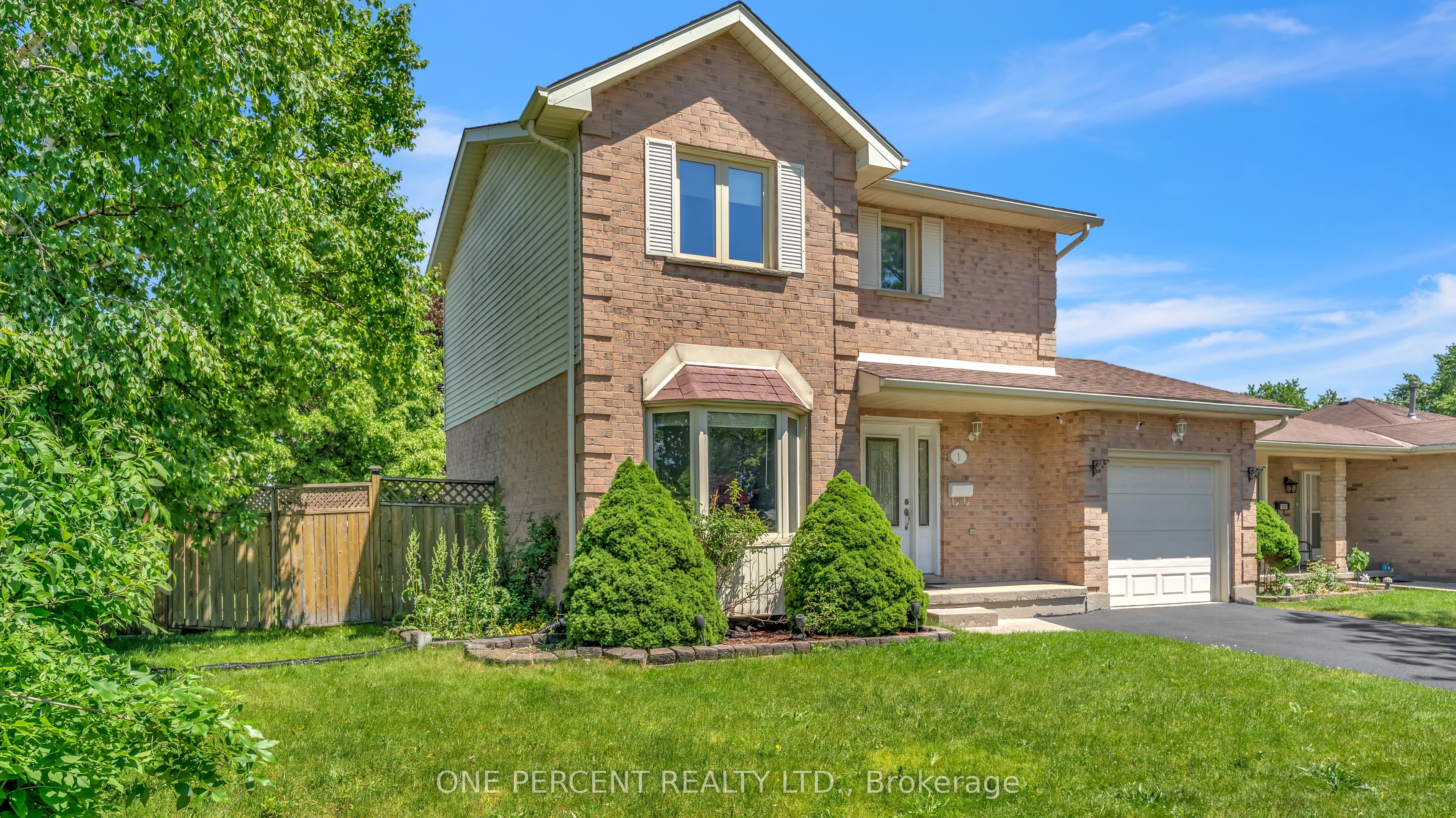1 CHESWICK Circle, London South, ON N6E 3L8 photo 2