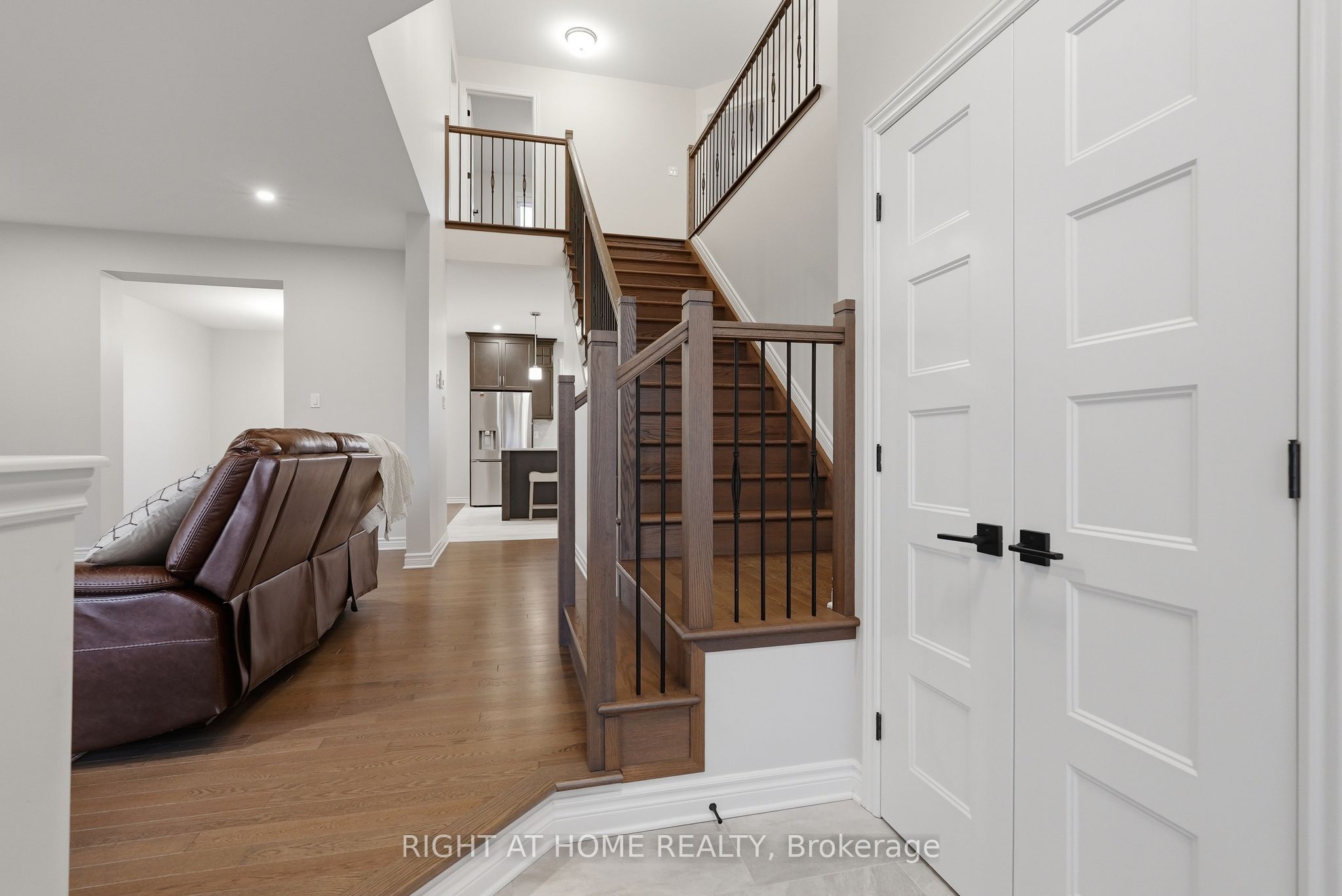 1334 Fribourg Street, Russell, ON K0A 1W0 photo 5