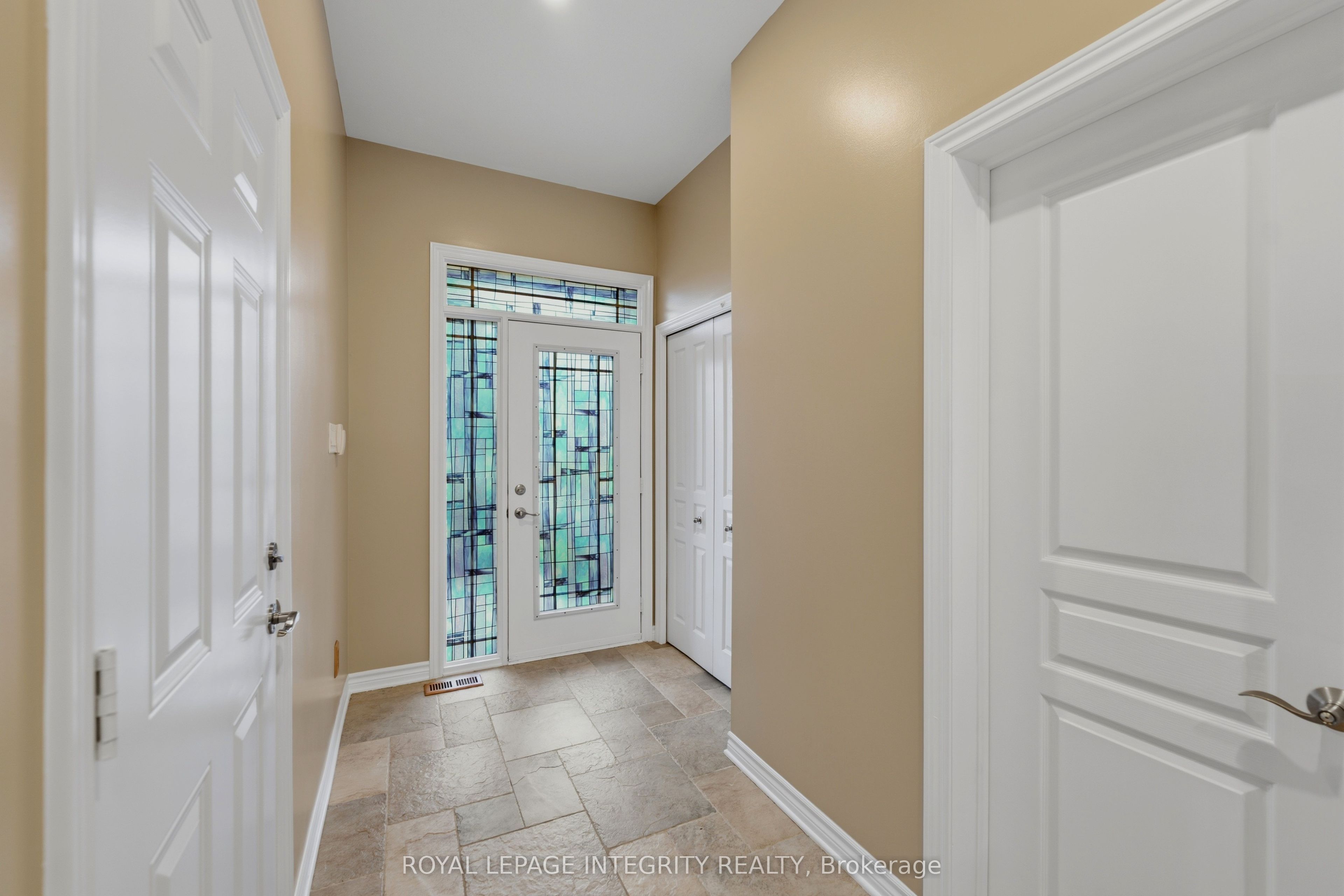 102 Windance Crescent, Kanata, ON K2W 0A7 photo 4