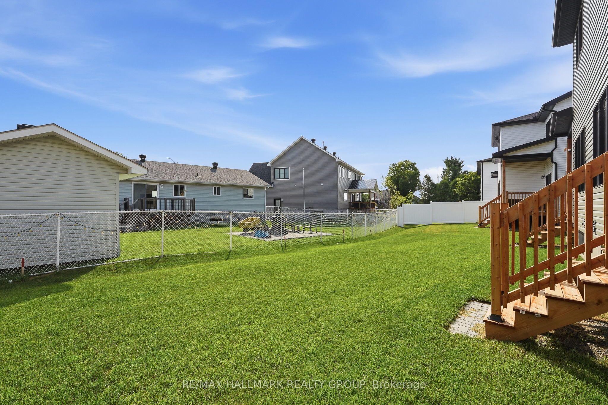 146 ELIZABETH Drive, North Dundas, ON K0C 1H0 photo 4