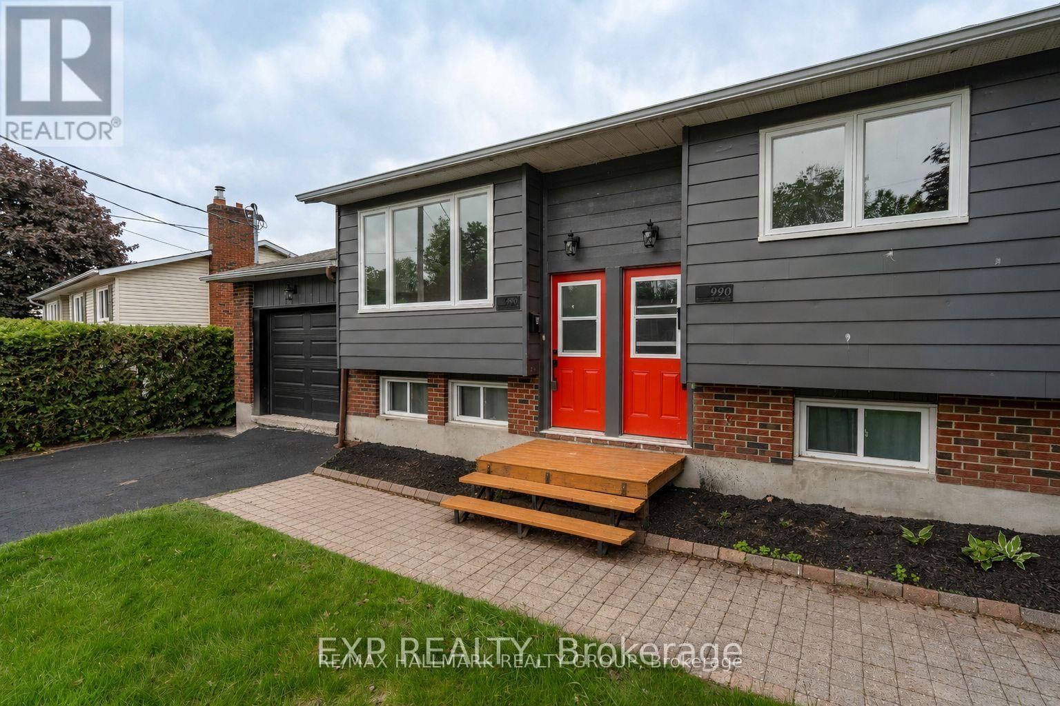 990 E St Jacques st Street N Unit 1 and 2, Clarence-Rockland, ON K4K 1C1 photo 2