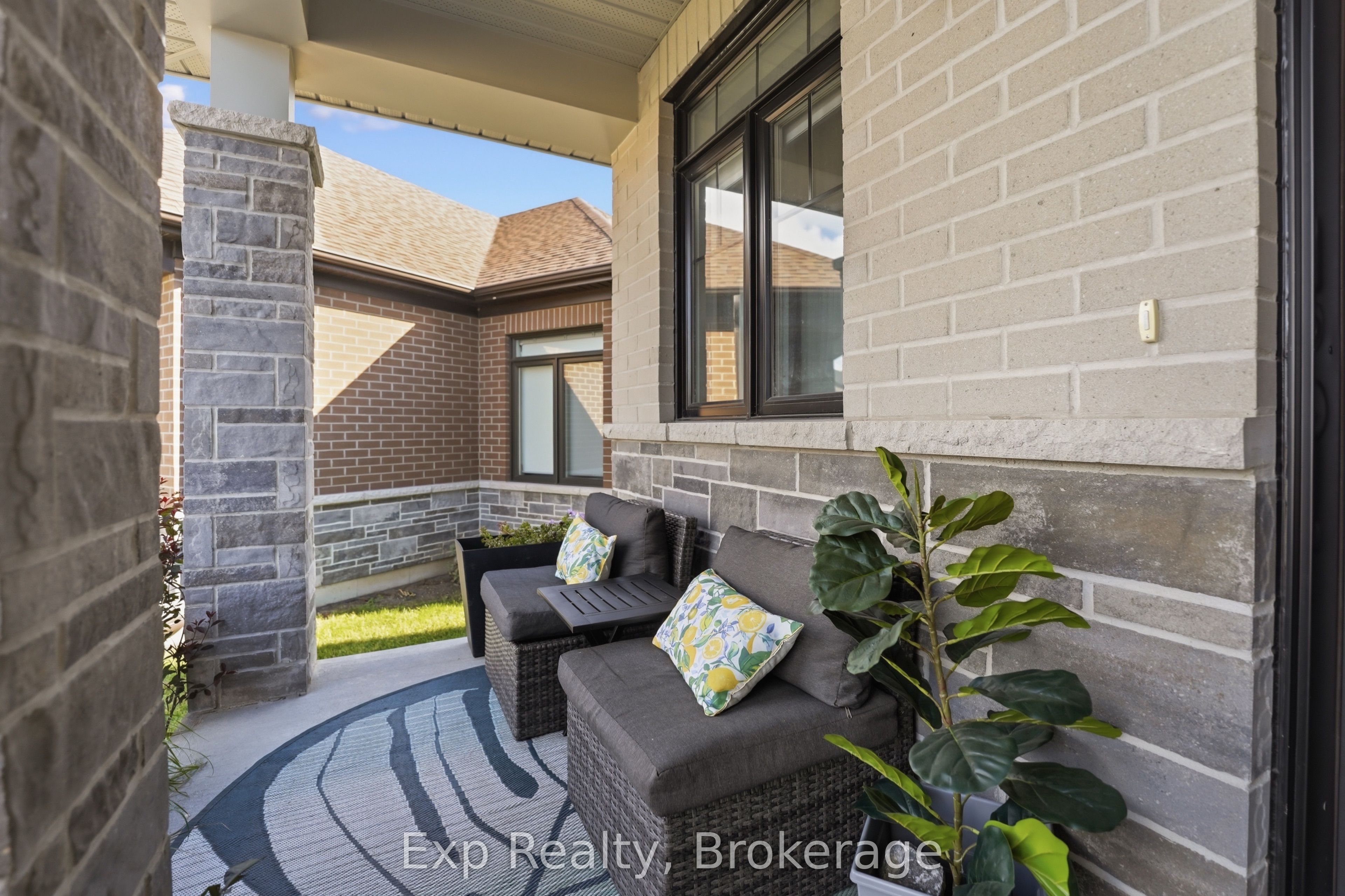 14 Athabaska Drive, Belleville, ON K8N 0T7 photo 4