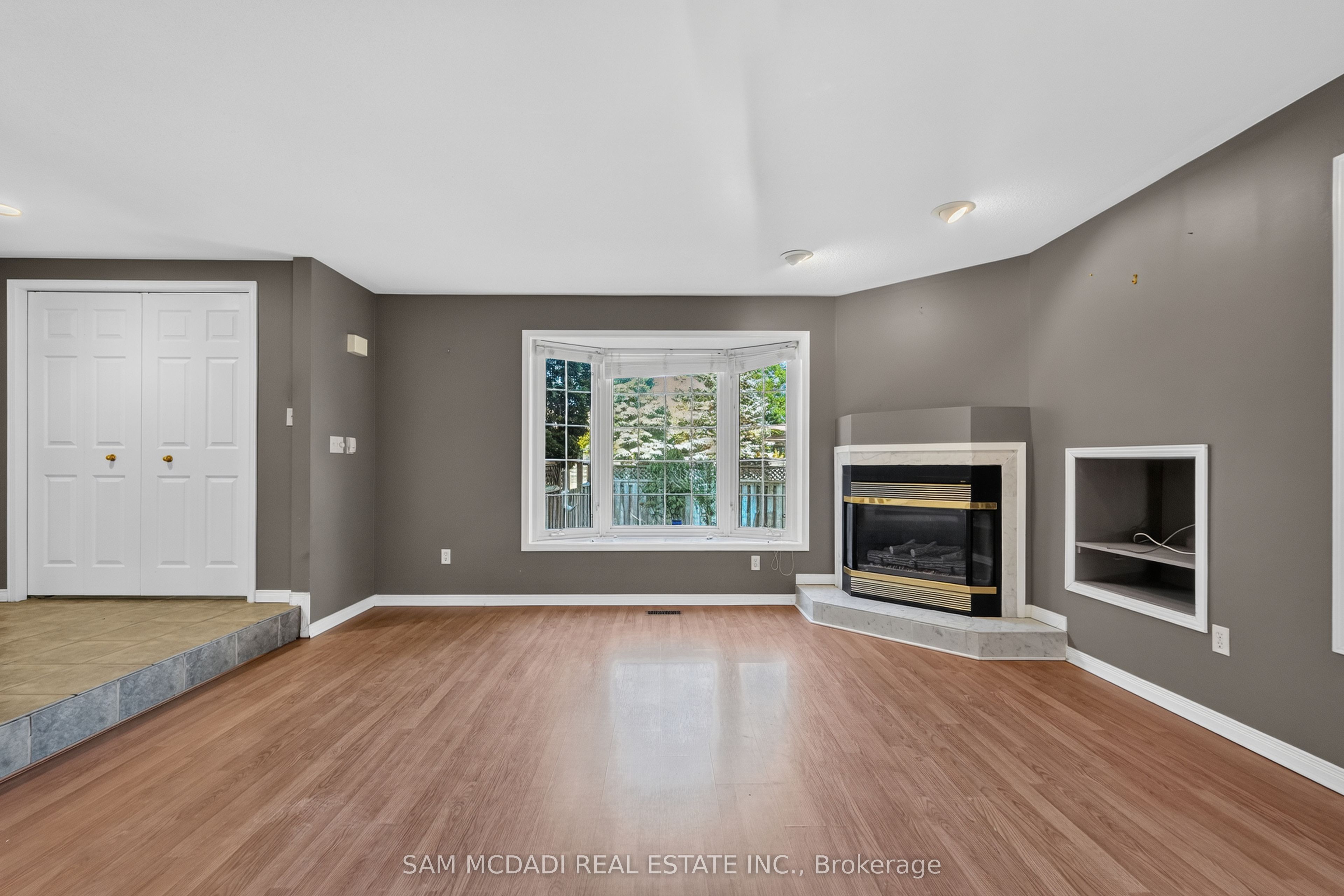 33 Barker Street, Tillsonburg, ON N4G 1E4 photo 5