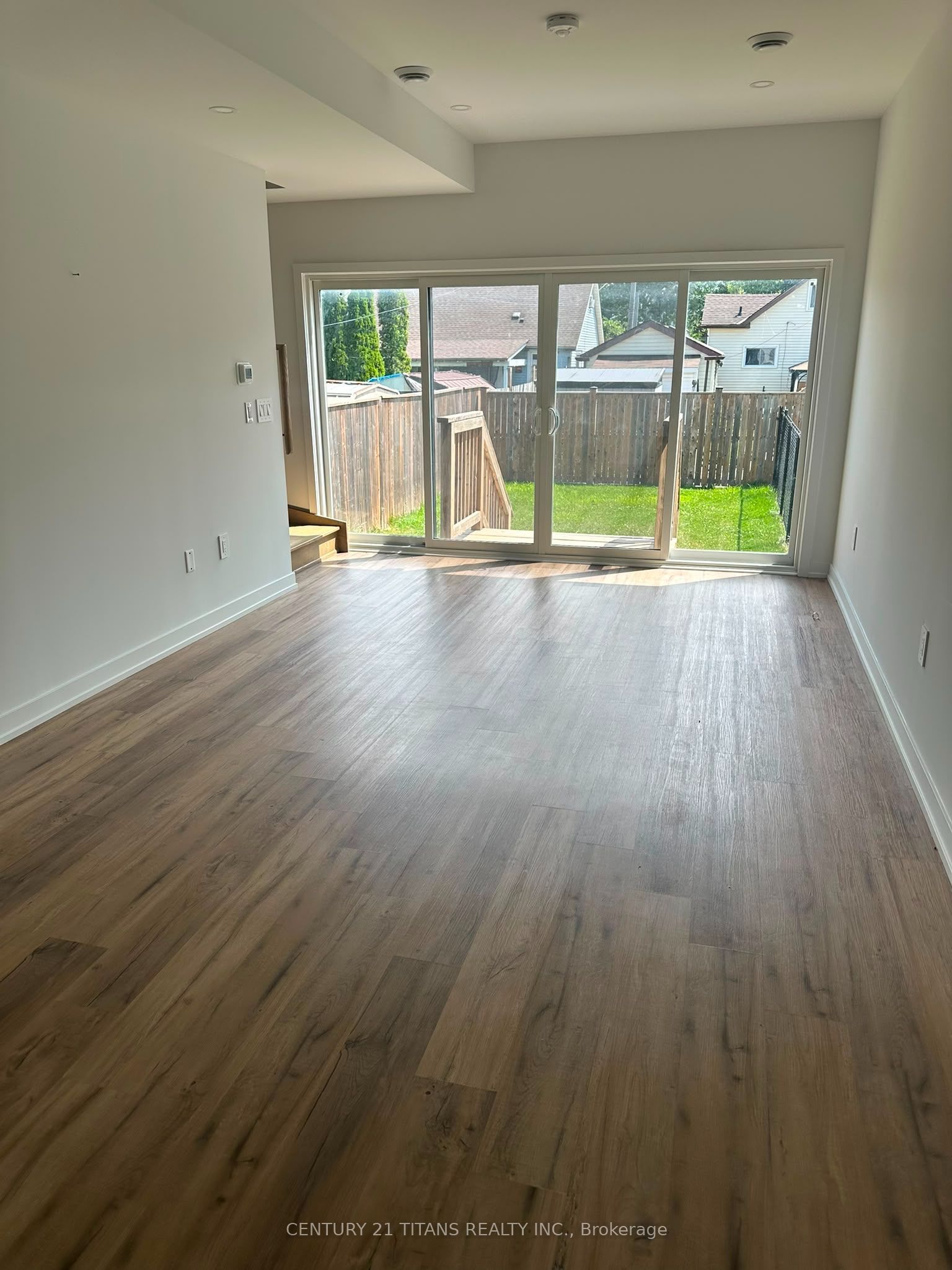 245 Dain Avenue, Welland, ON L3B 3E7 photo 5