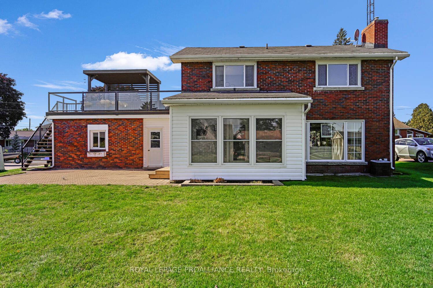 825 Joseph Street, Edwardsburgh/Cardinal, ON K0E 1E0 photo 2