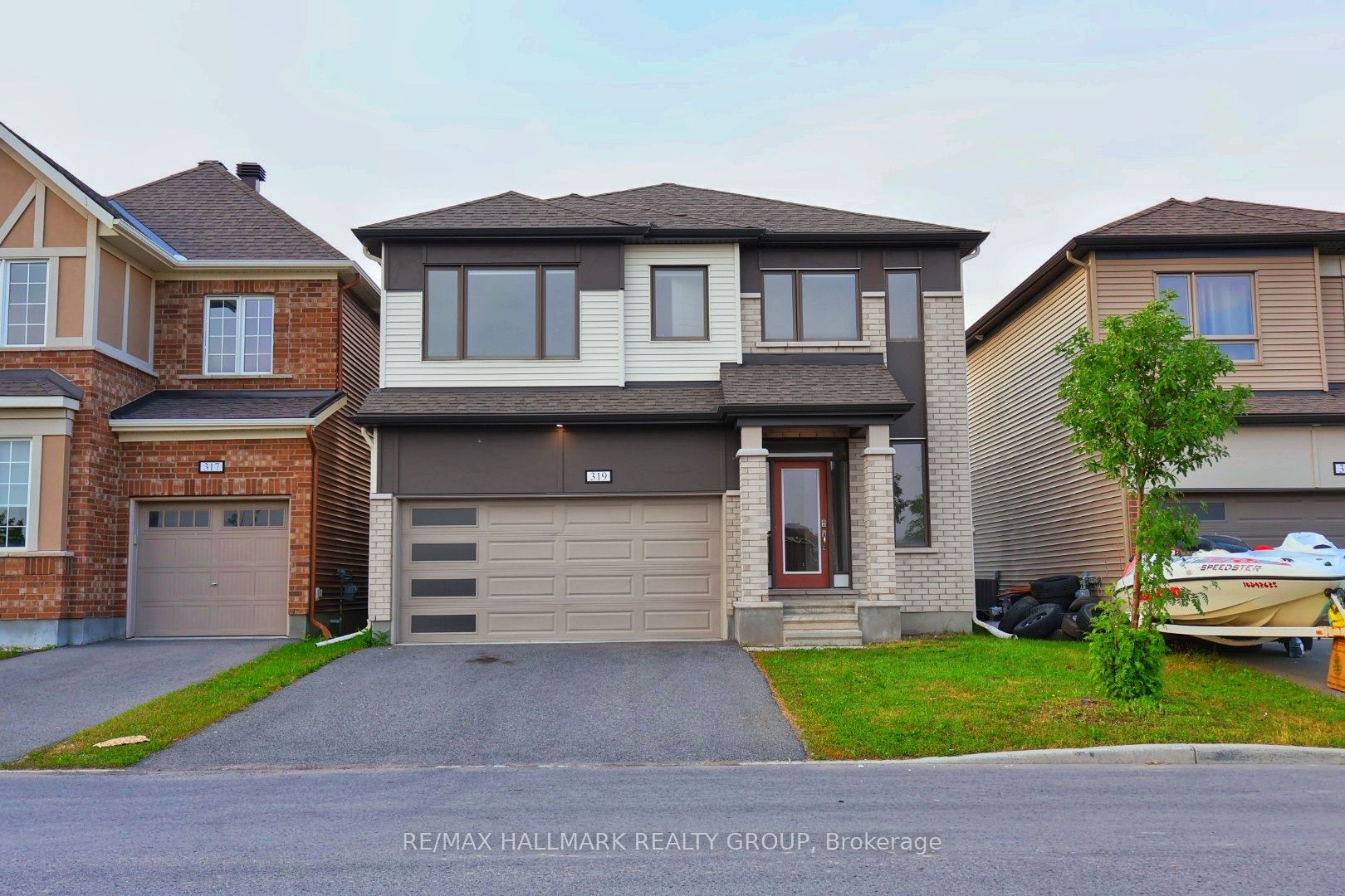 319 Proxima Terrace, Barrhaven, ON K2J 6S7 photo 2