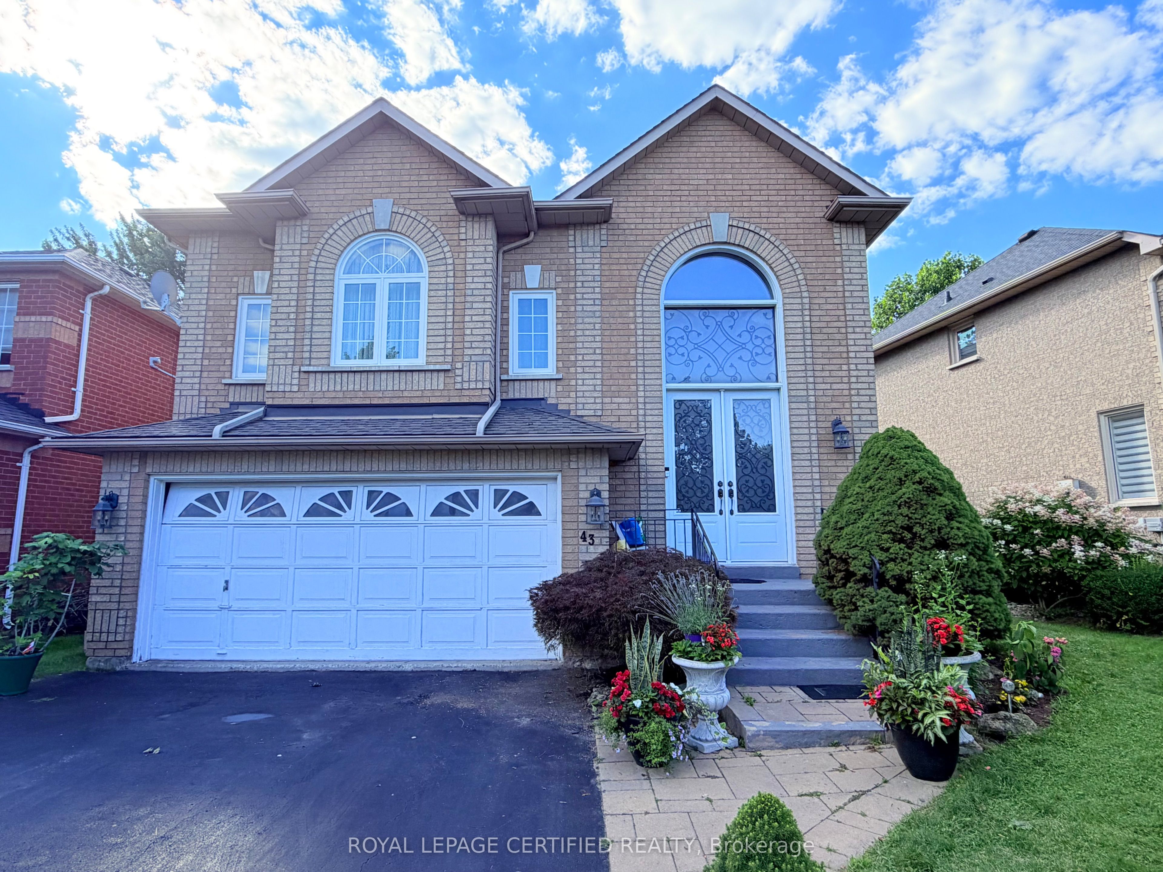 43 BOULDING Avenue, Hamilton, ON L0R 2H3