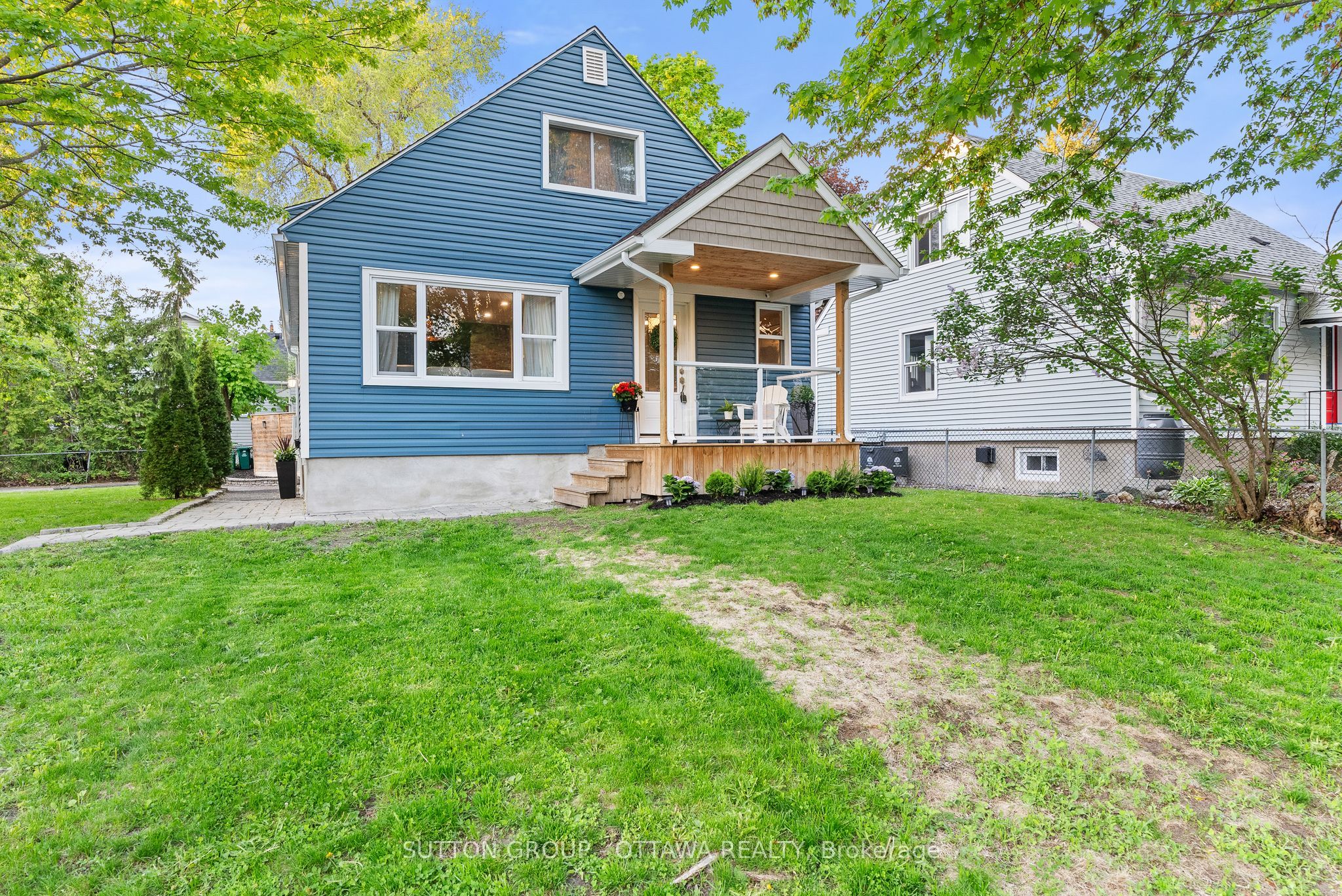 409 Blake Boulevard, Vanier and Kingsview Park, ON K1L 6L1 photo 3