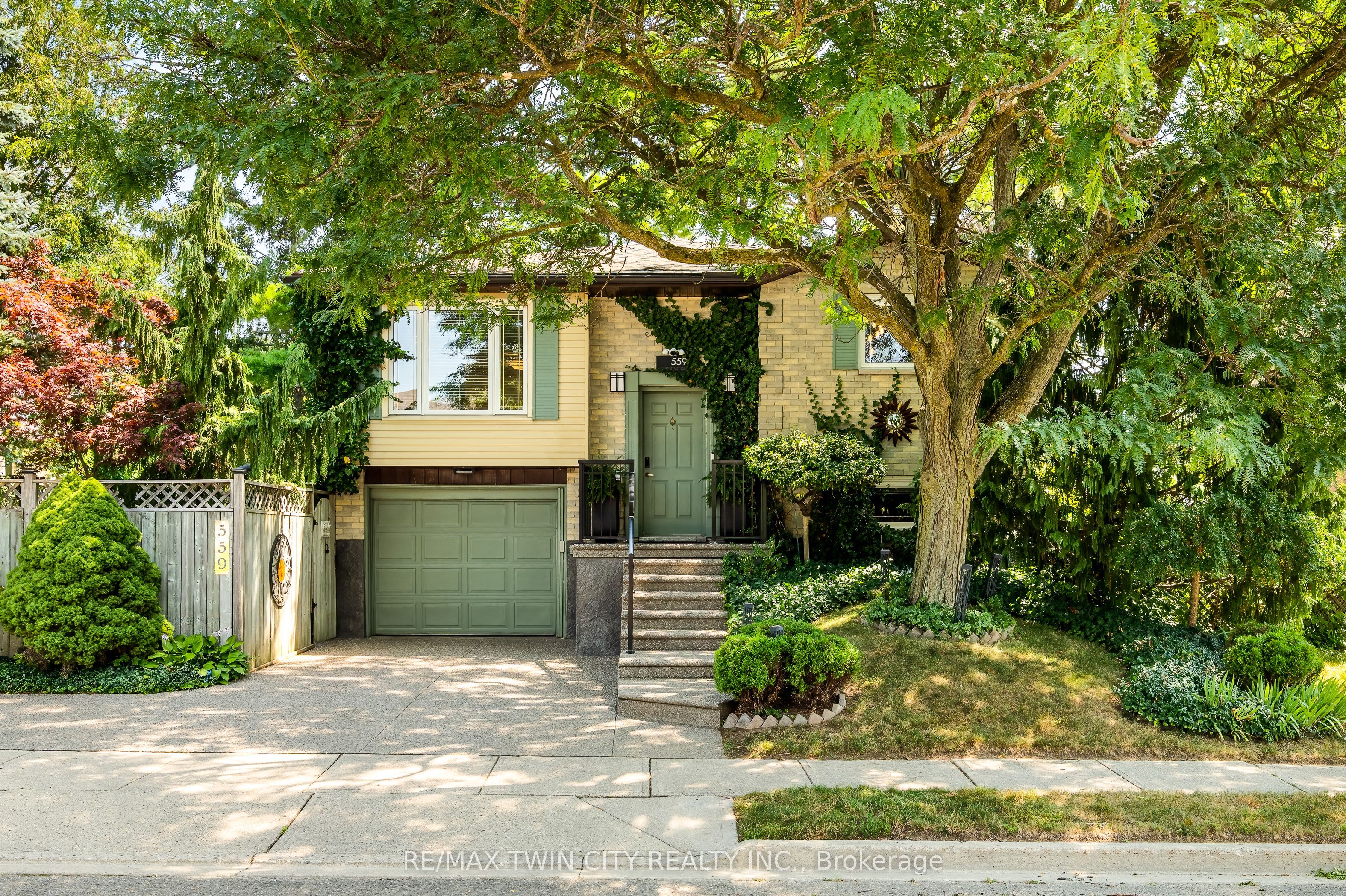 559 HALBERSTADT Circle, Cambridge, ON N3H 5J5
